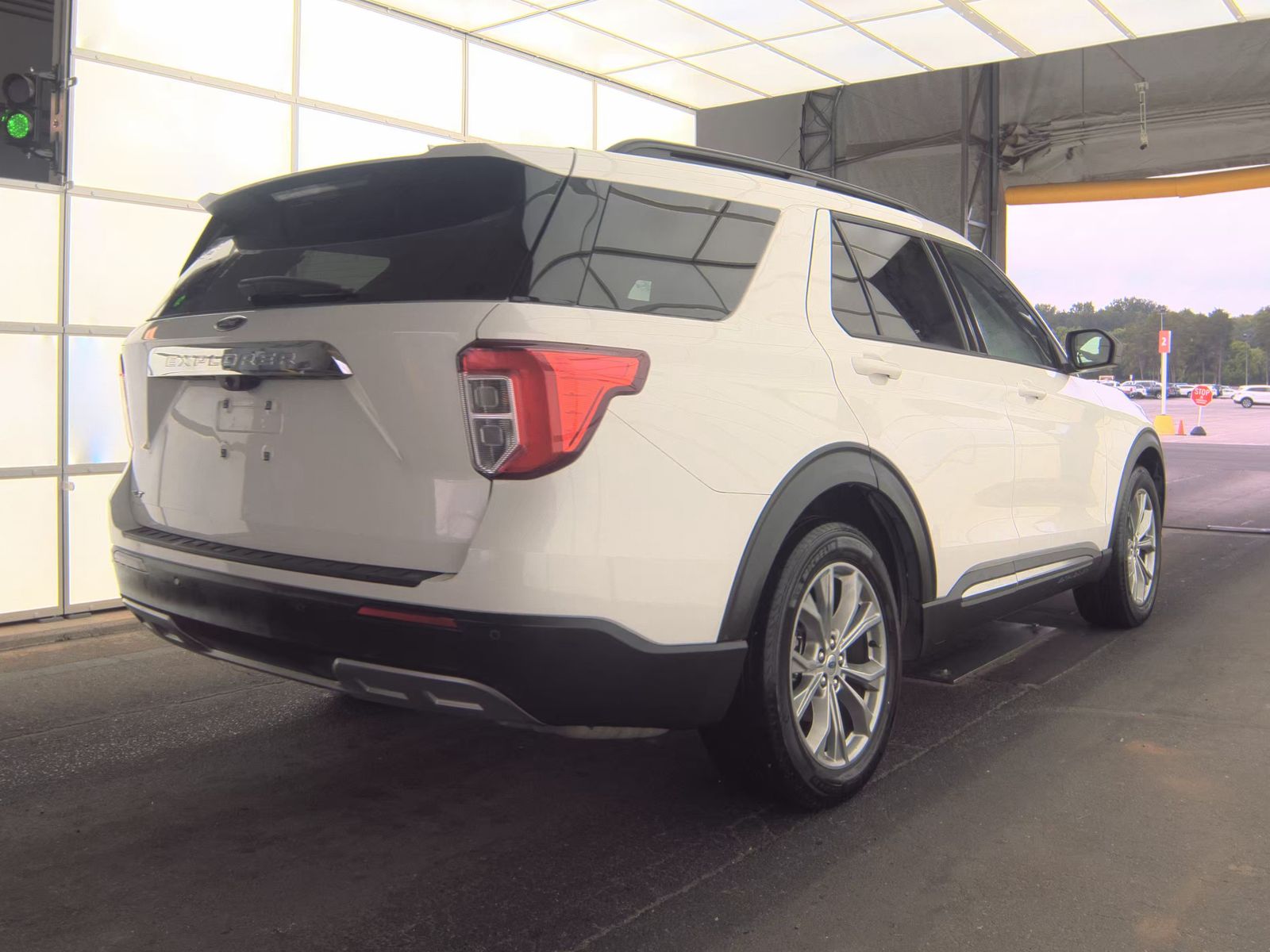 FORD EXPLORER - 6