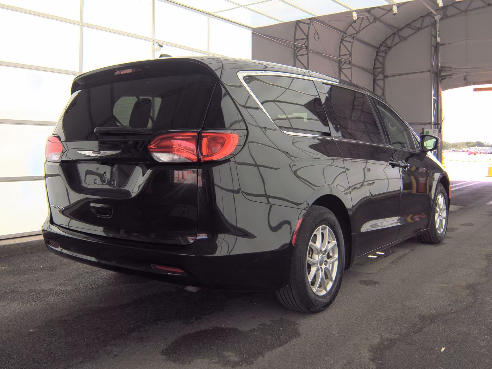 CHRYSLER VOYAGER - 5