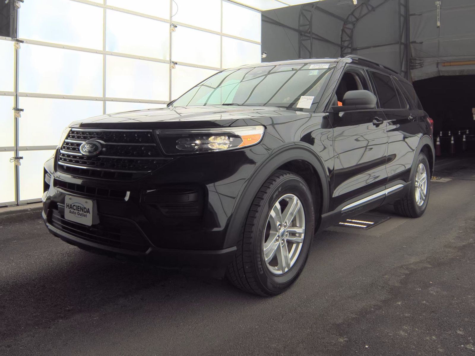 FORD EXPLORER - 1