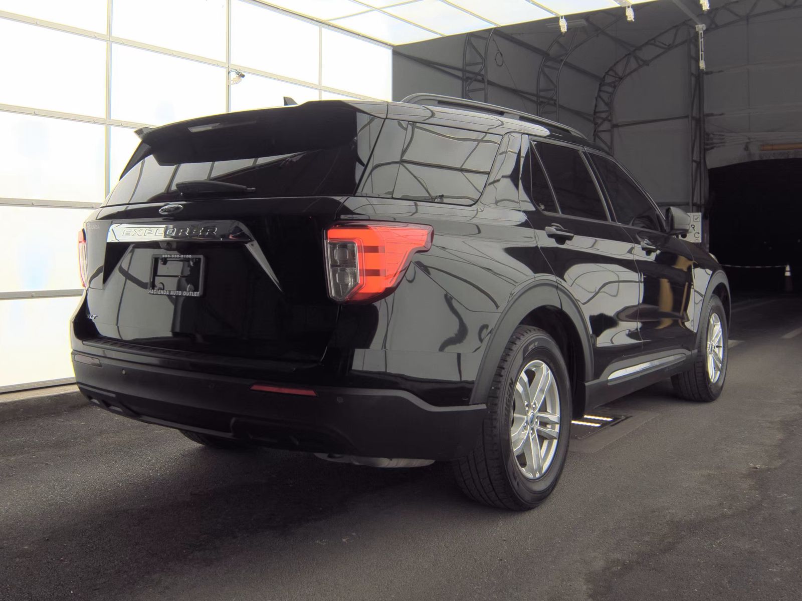 FORD EXPLORER - 5