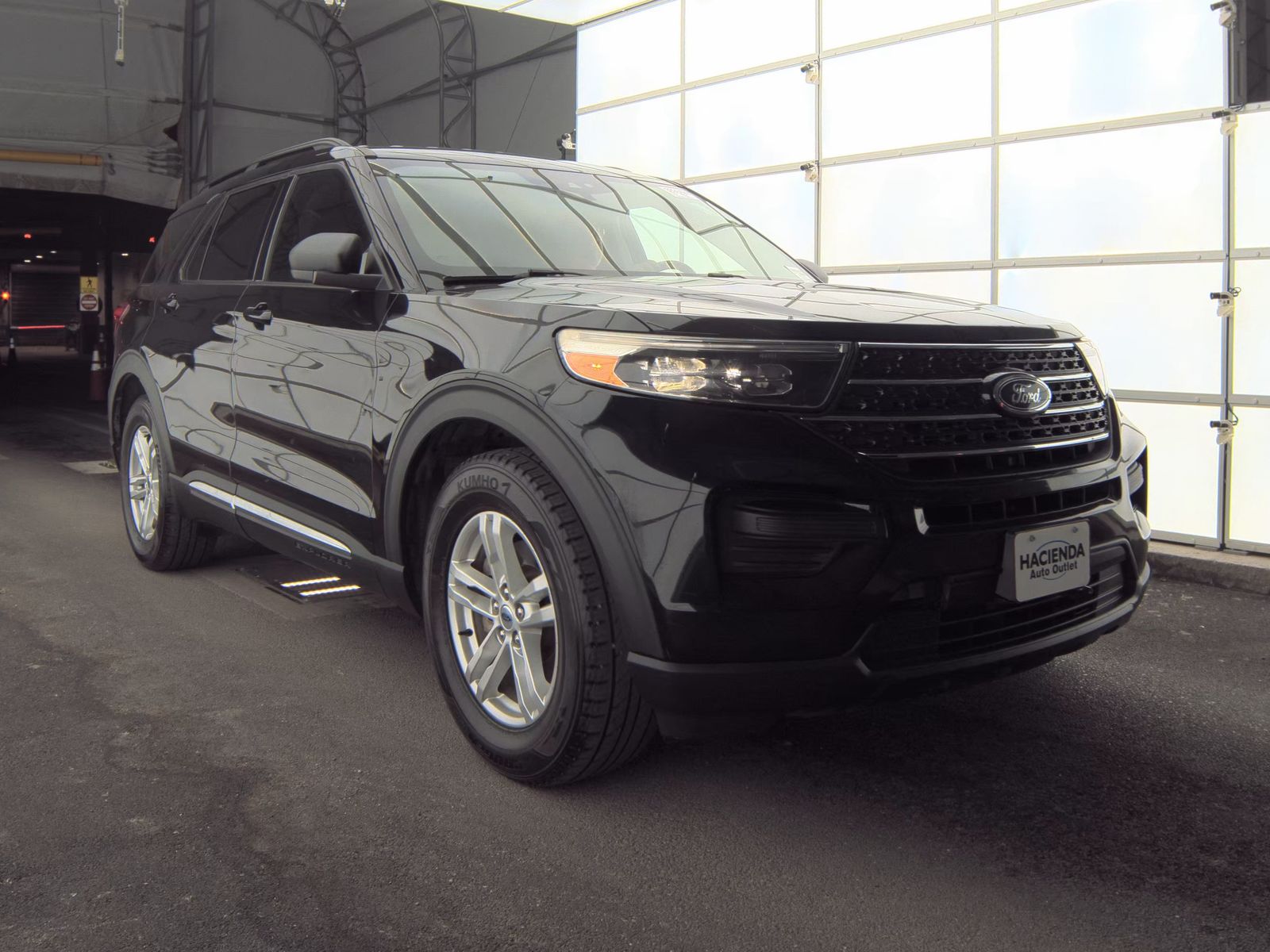 FORD EXPLORER - 4