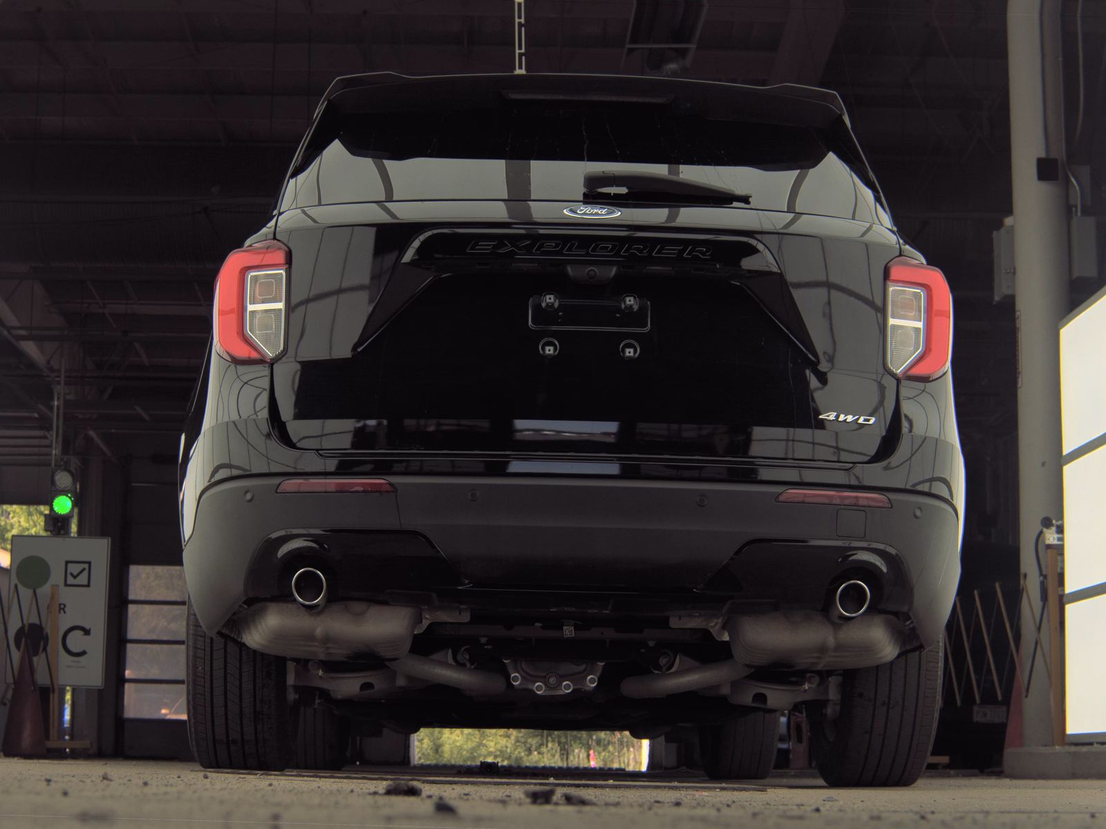 FORD EXPLORER - 8