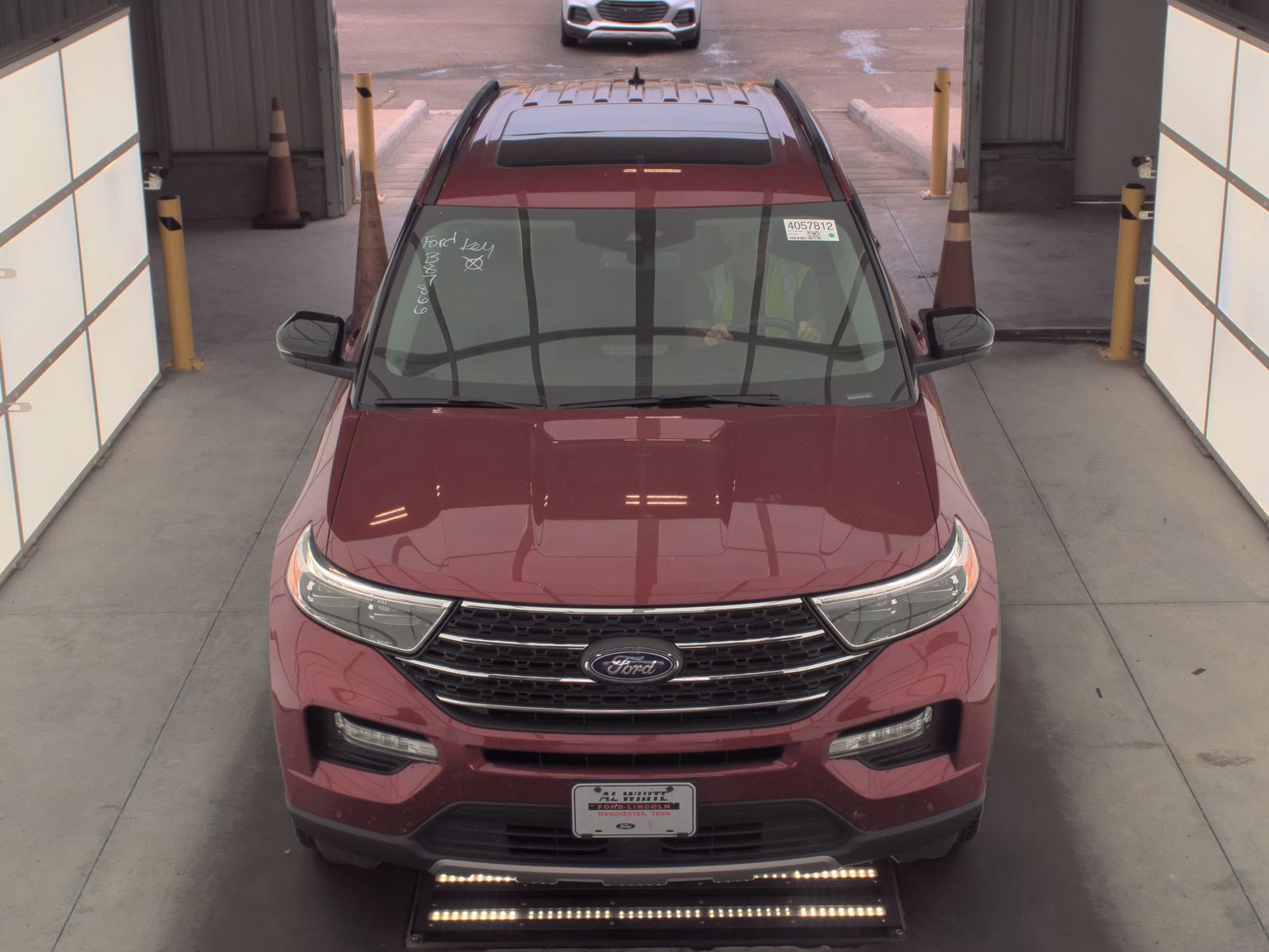 FORD EXPLORER - 3