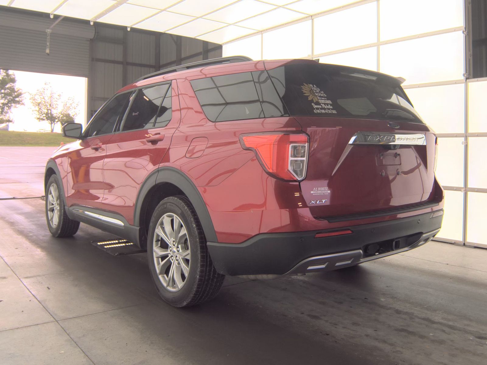 FORD EXPLORER - 9