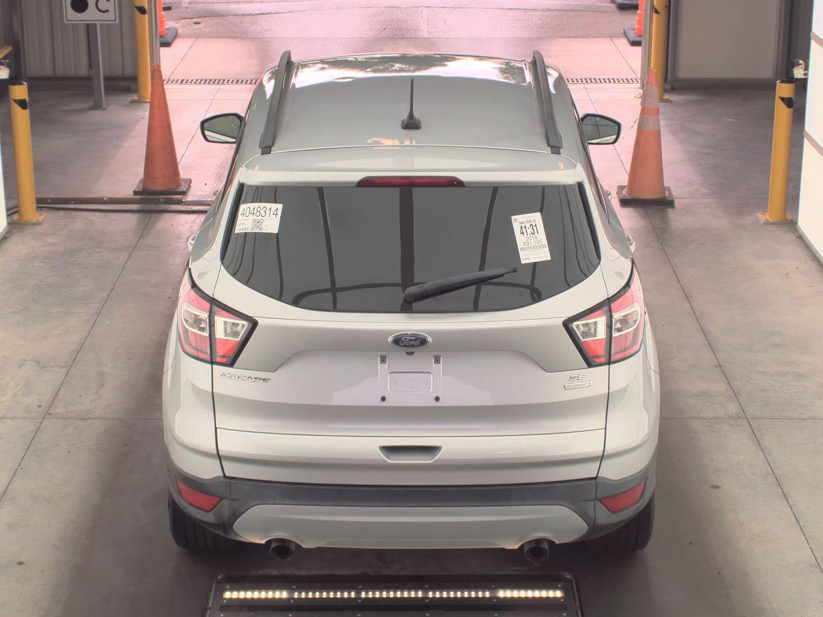 FORD ESCAPE - 7