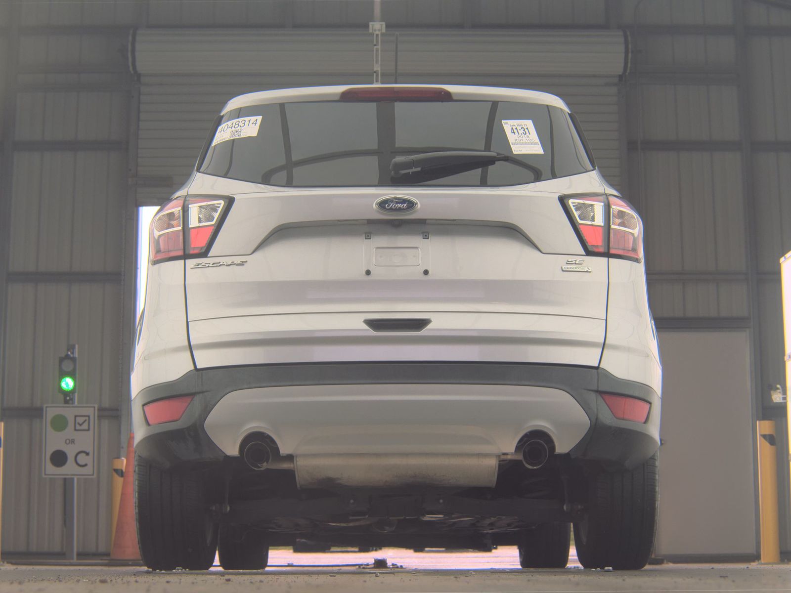 FORD ESCAPE - 8