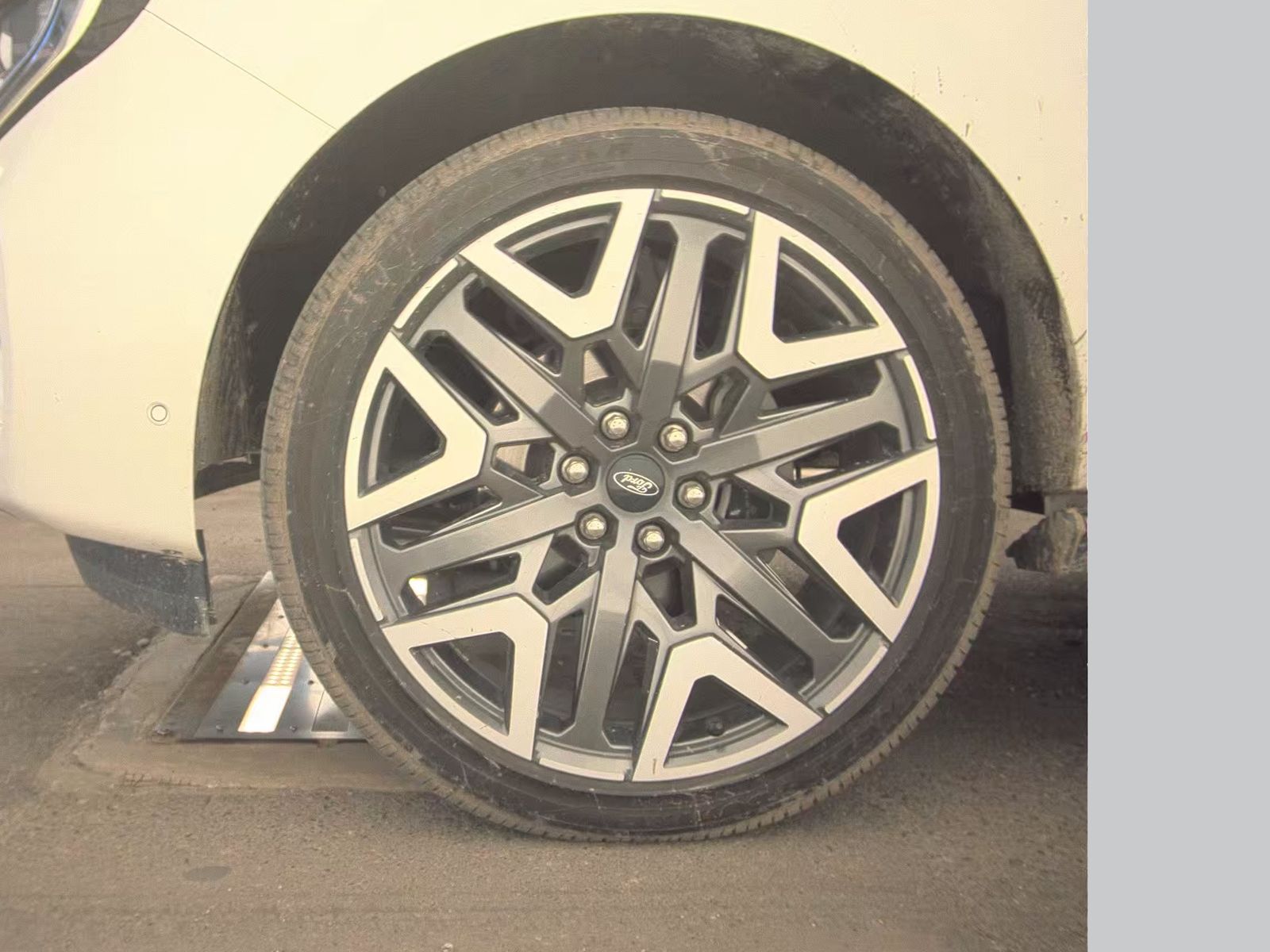 FORD EXPEDITION MAX - 10