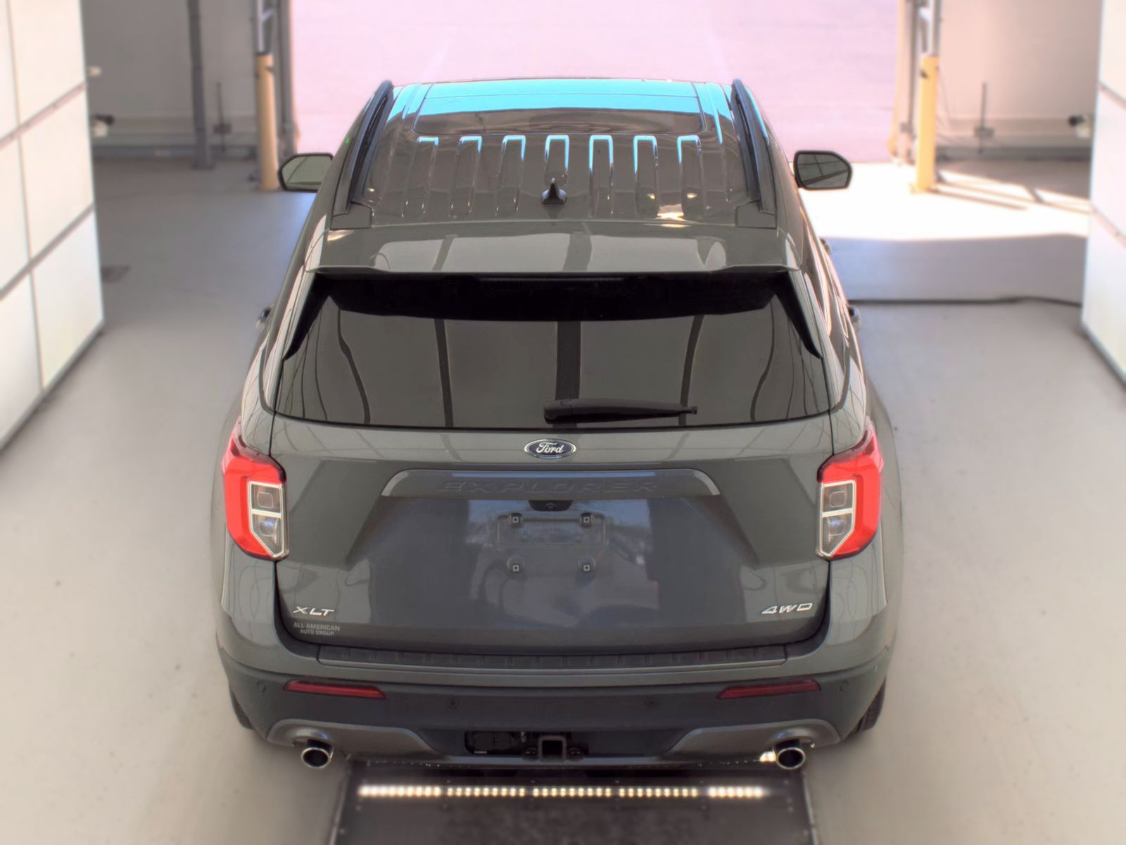FORD EXPLORER - 7