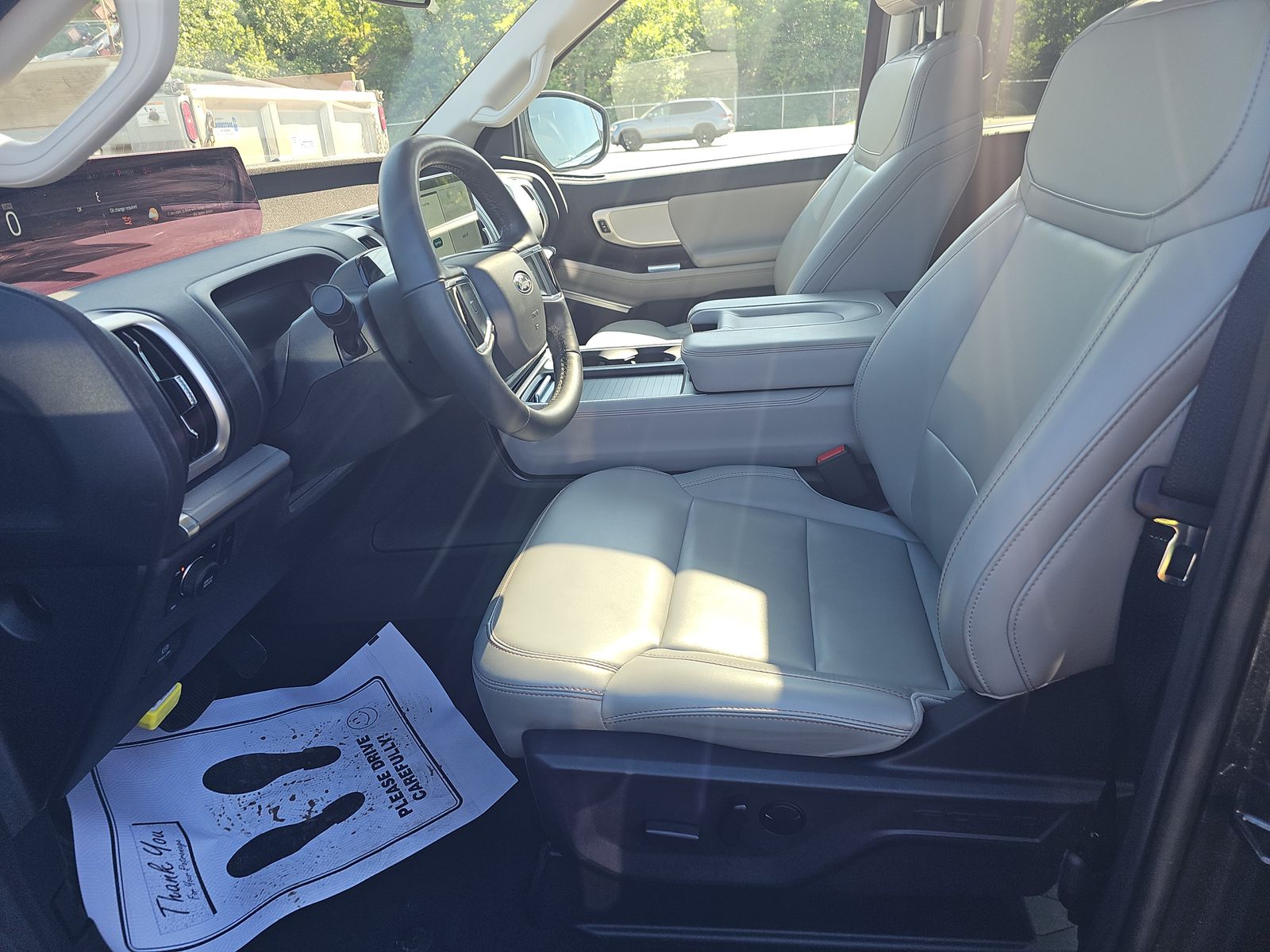 FORD EXPEDITION - 1