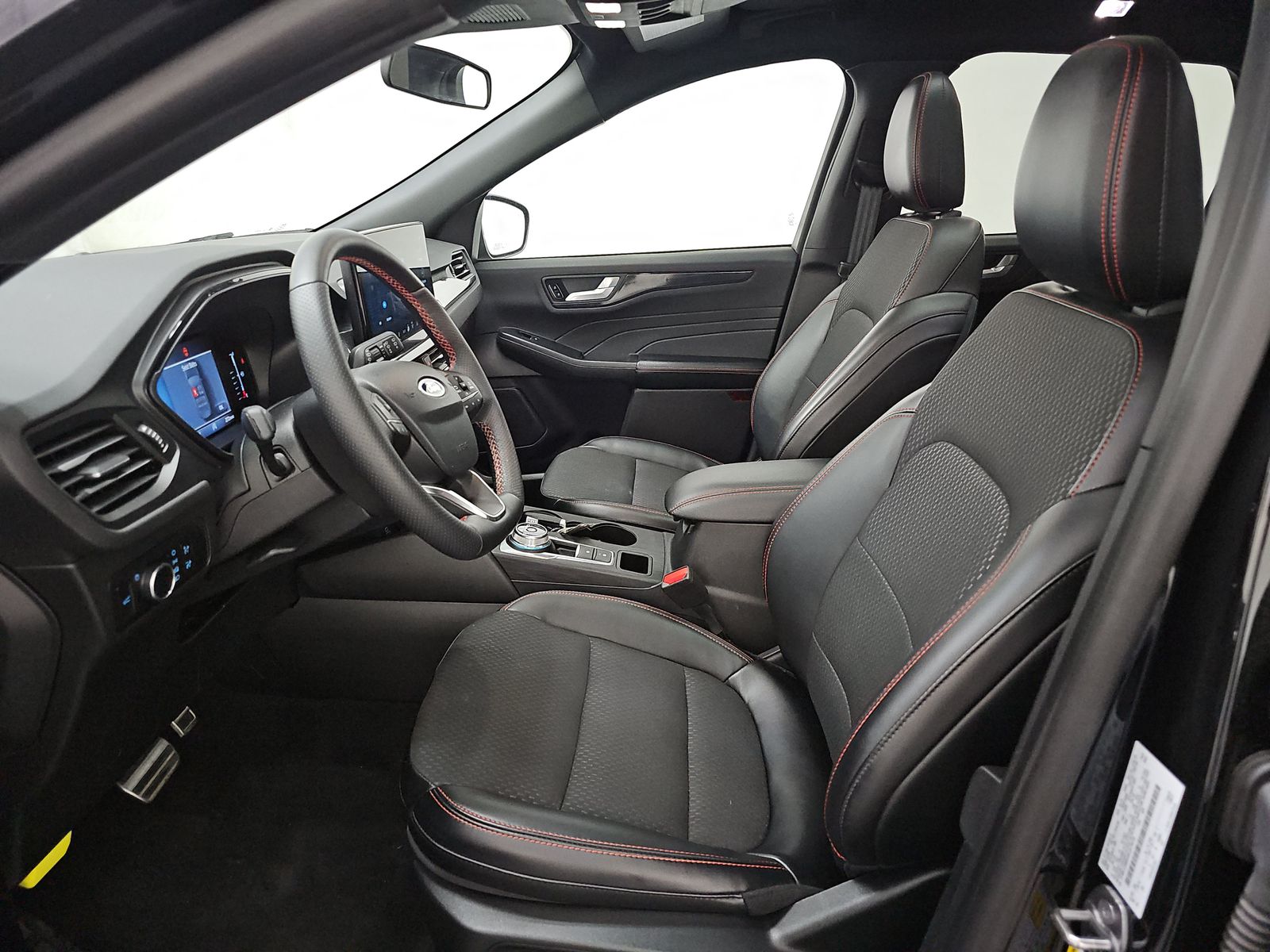 FORD ESCAPE - 8