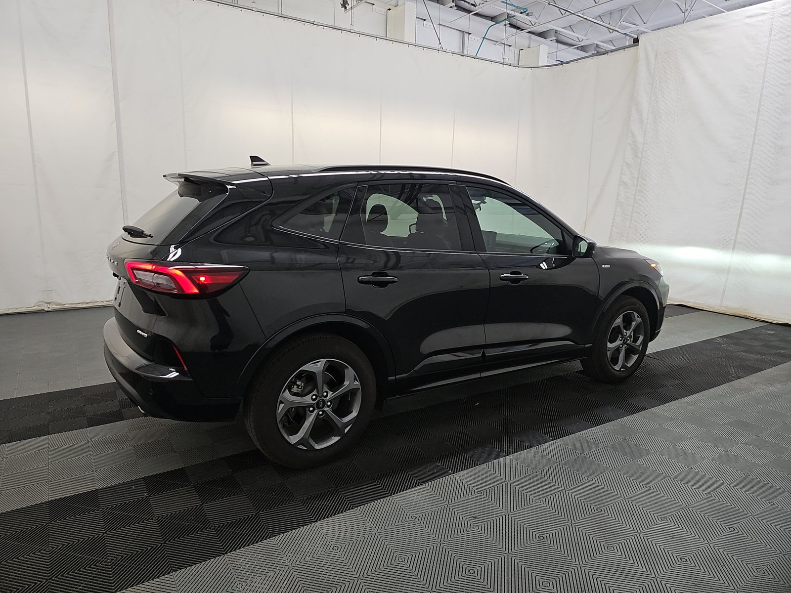 FORD ESCAPE - 5