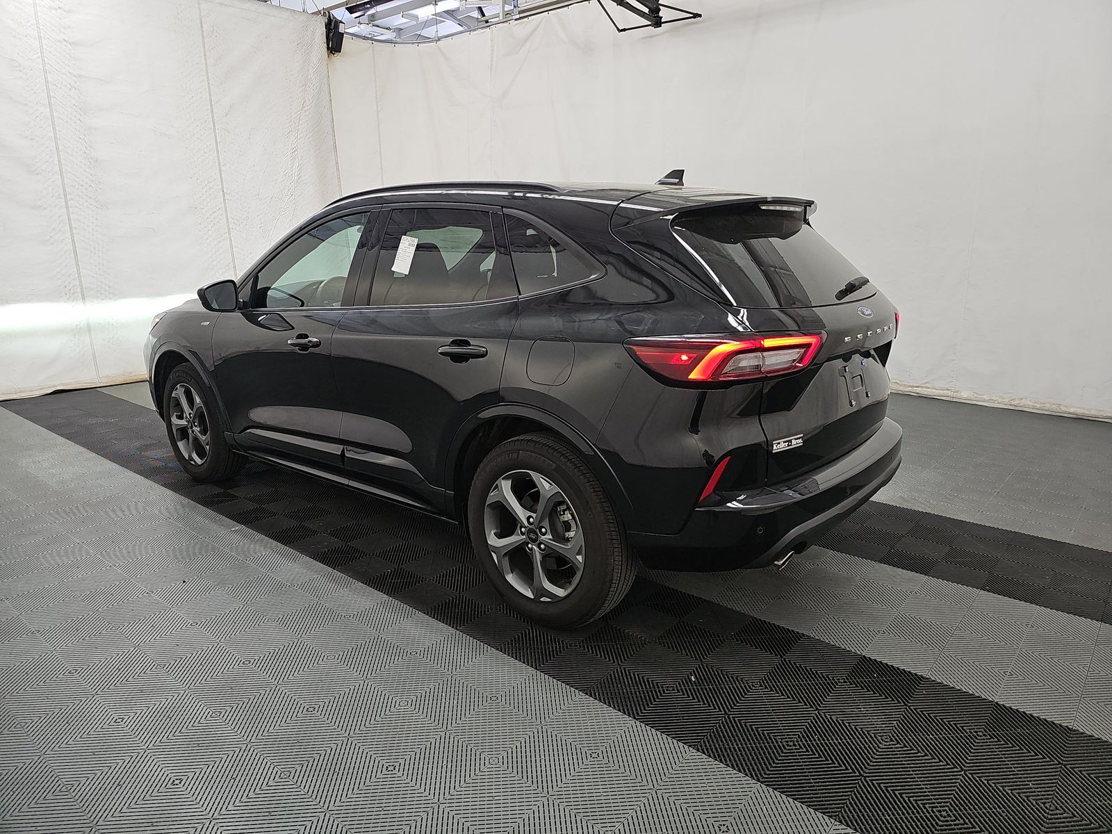 FORD ESCAPE - 7