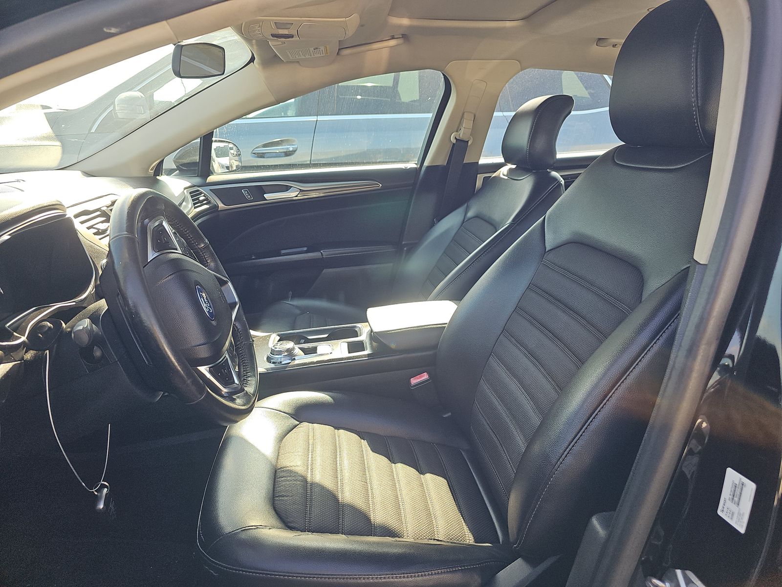FORD FUSION - 8