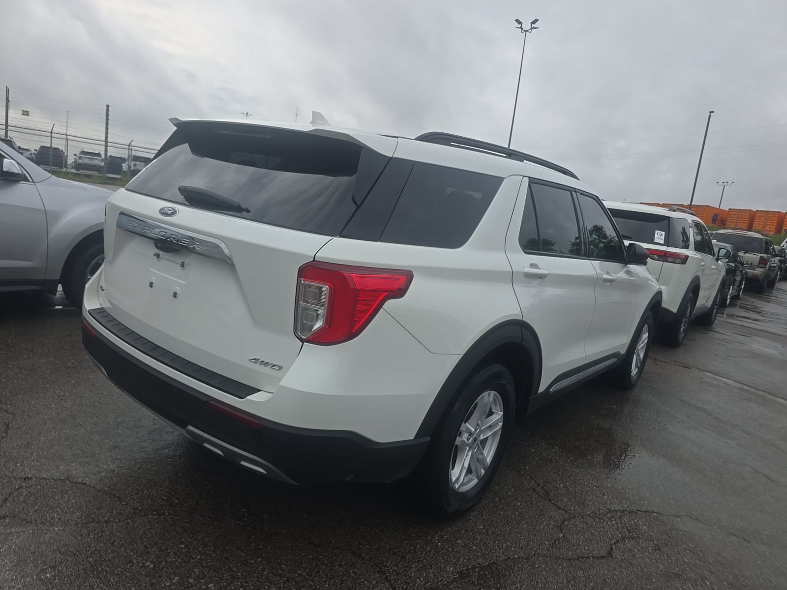 FORD EXPLORER - 5