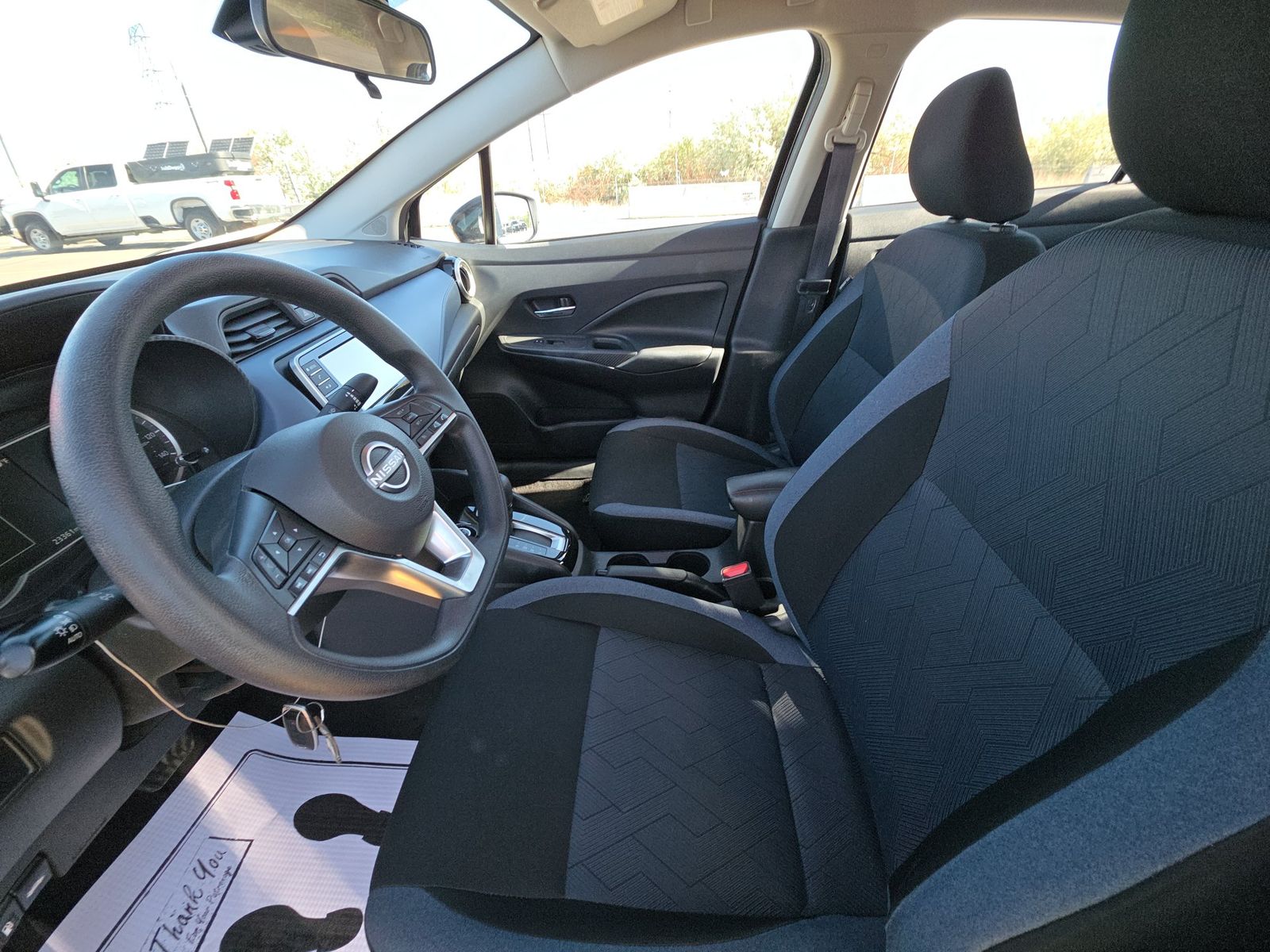 NISSAN VERSA - 8