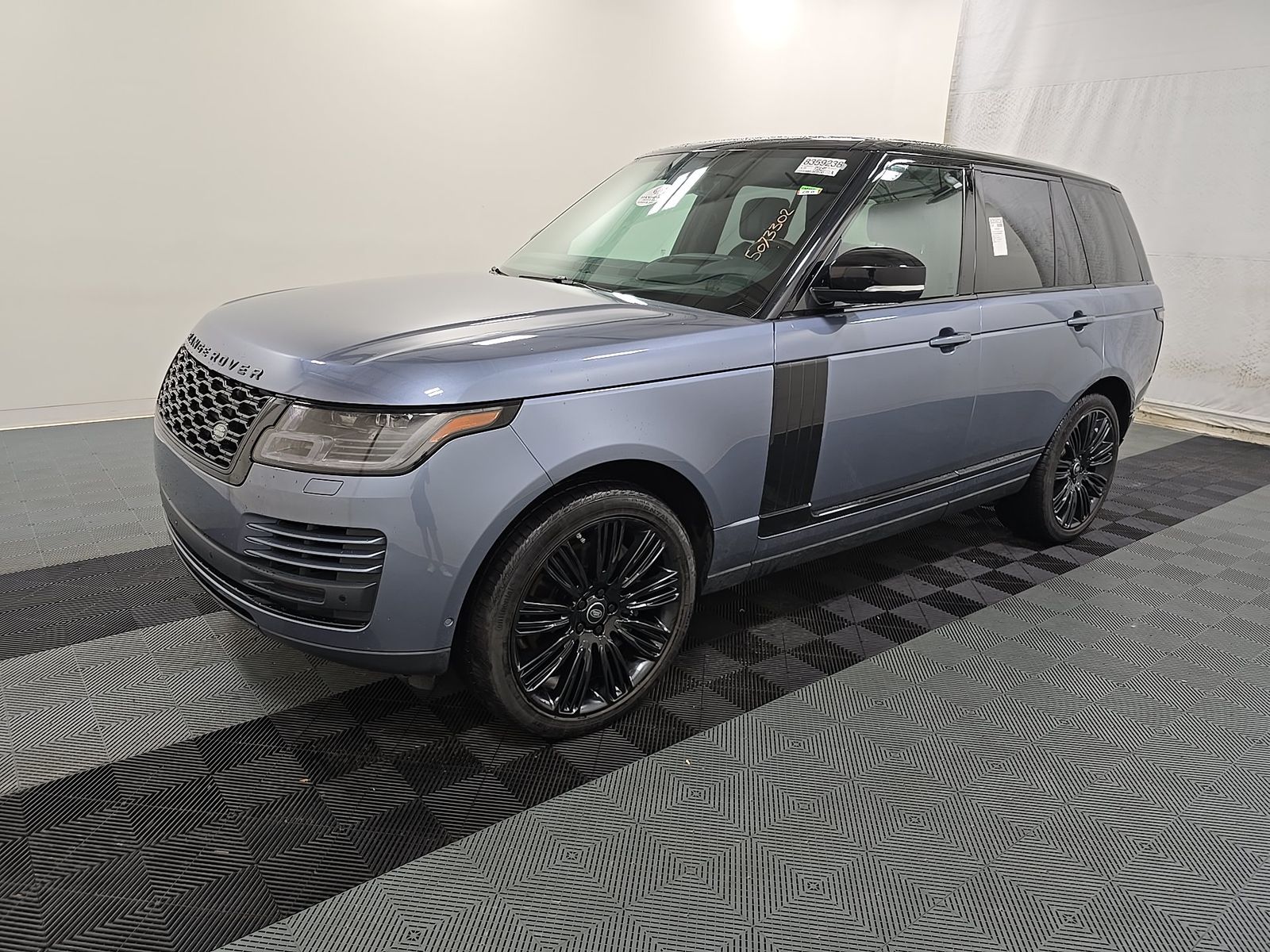 LAND ROVER RANGE ROVER - 1