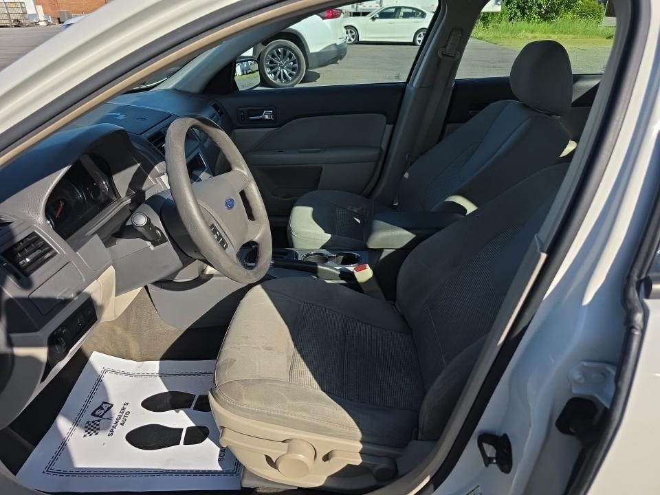 FORD FUSION - 8