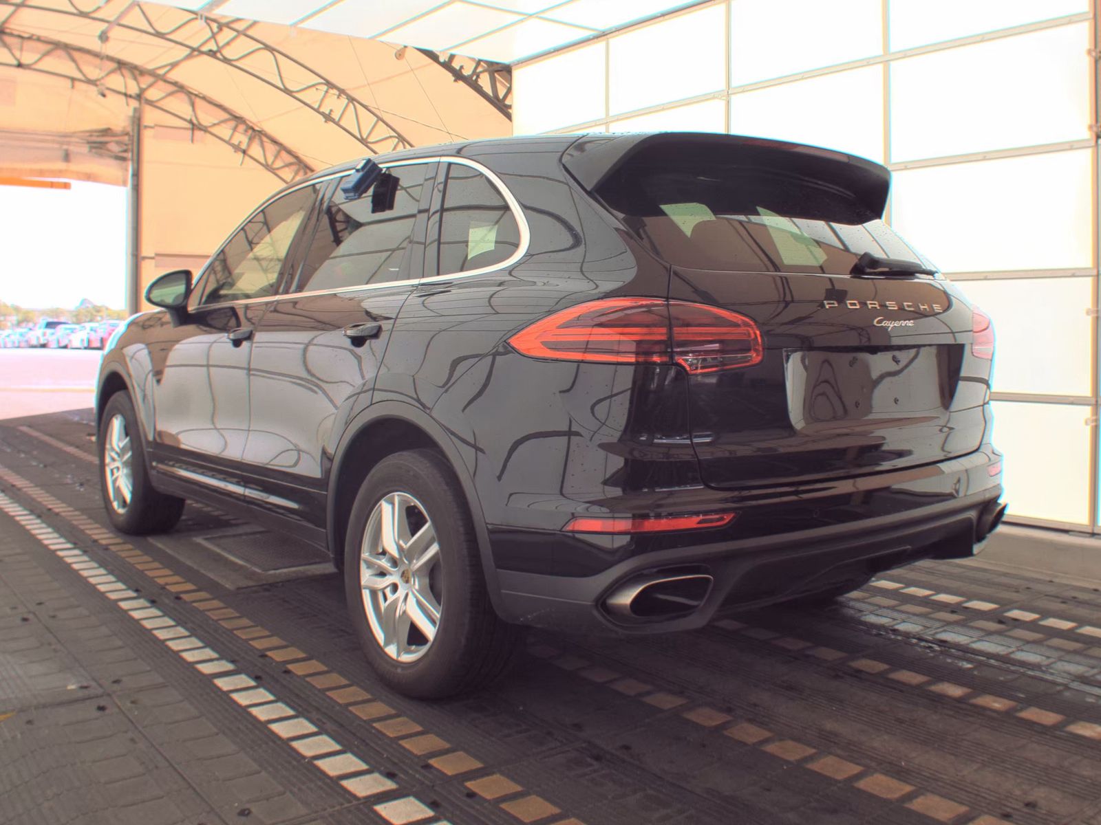 PORSCHE CAYENNE - 9