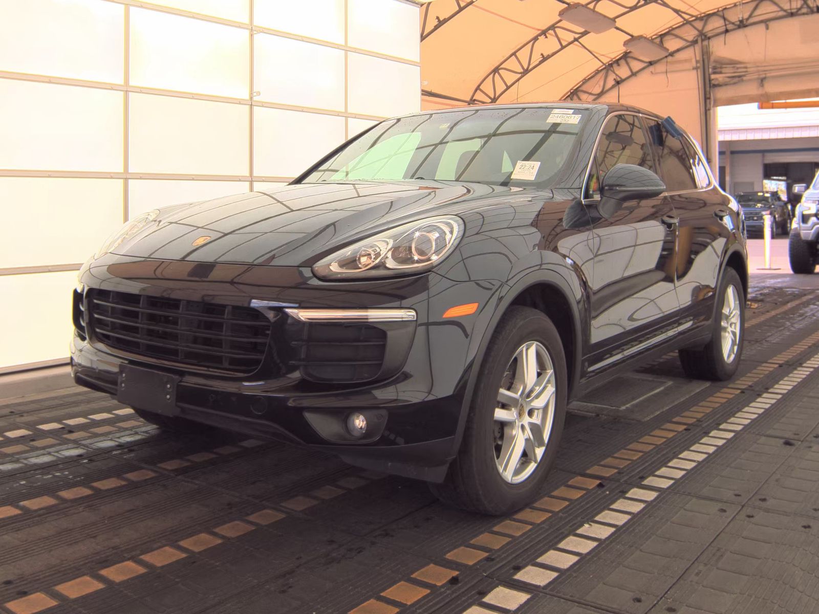 PORSCHE CAYENNE - 1