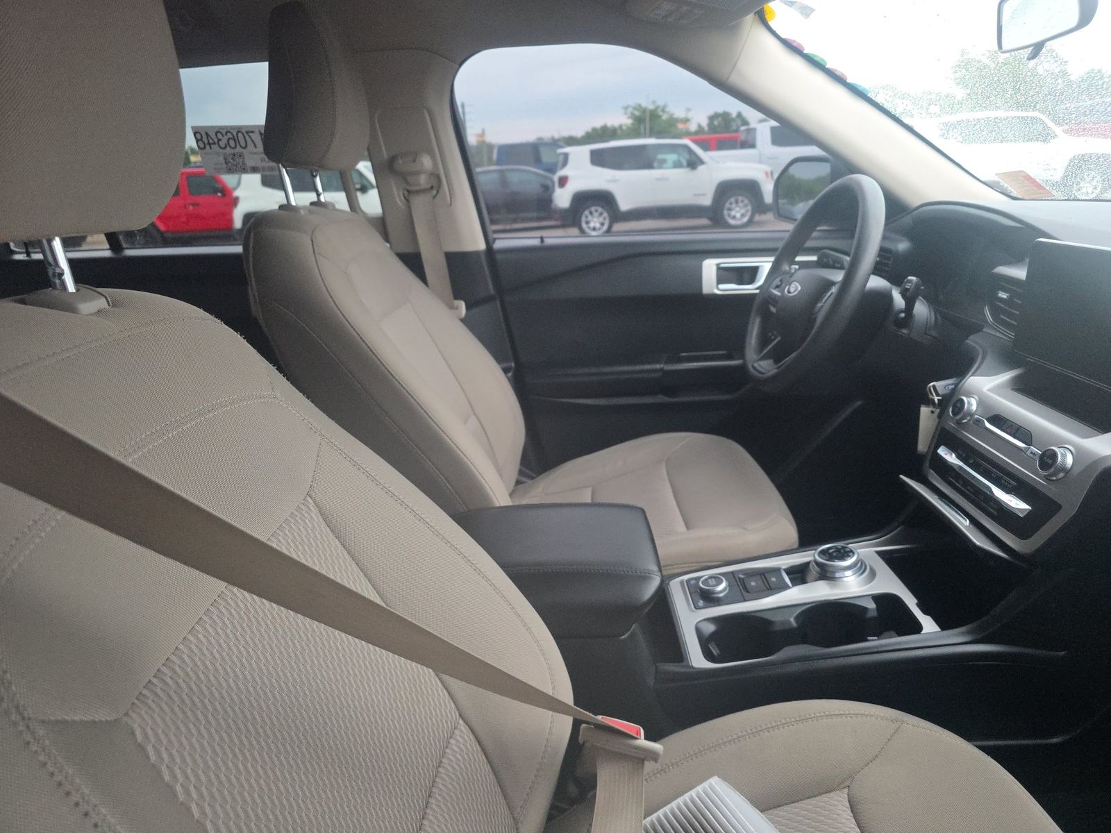 FORD EXPLORER - 9