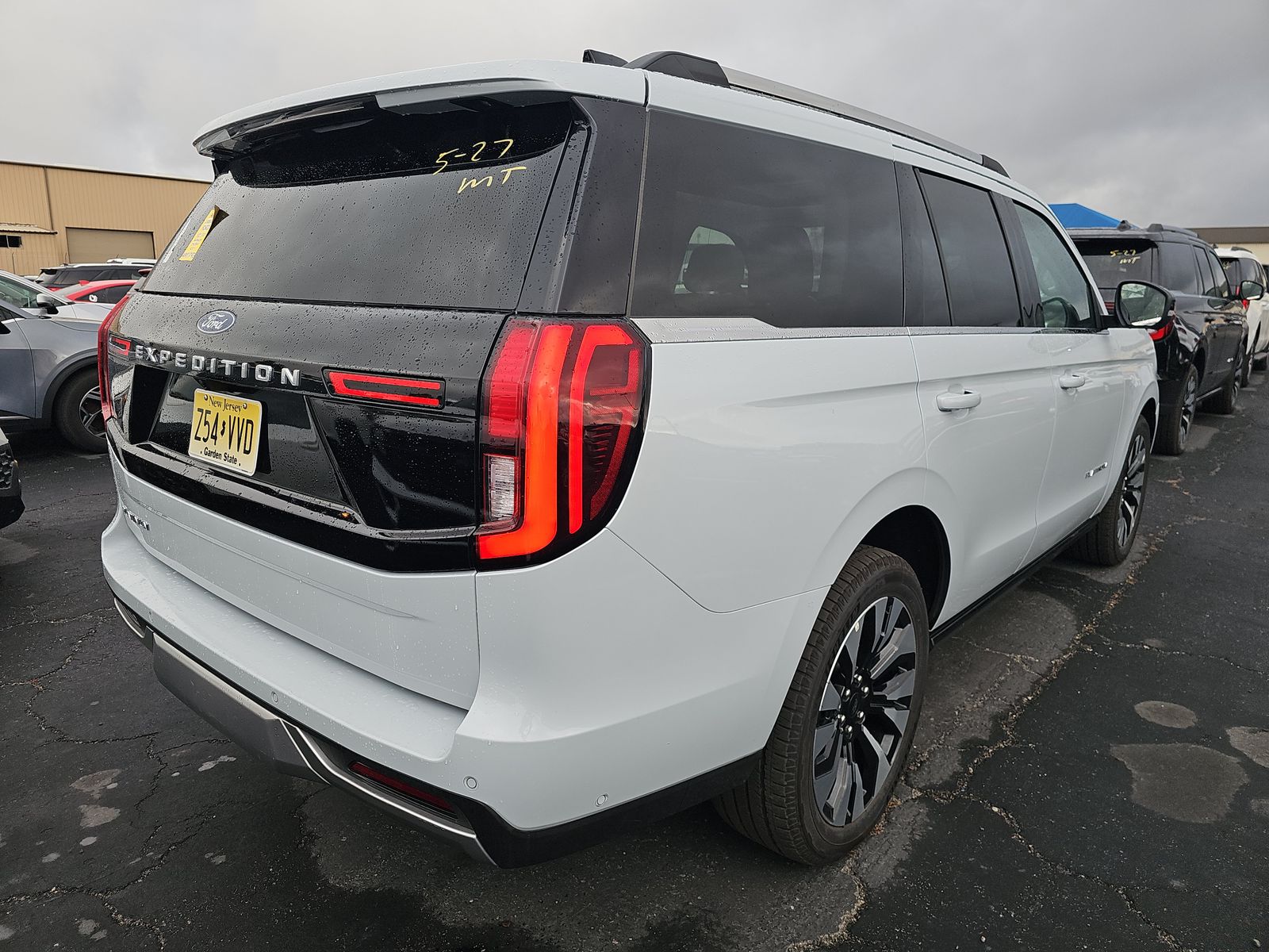 FORD EXPEDITION - 5