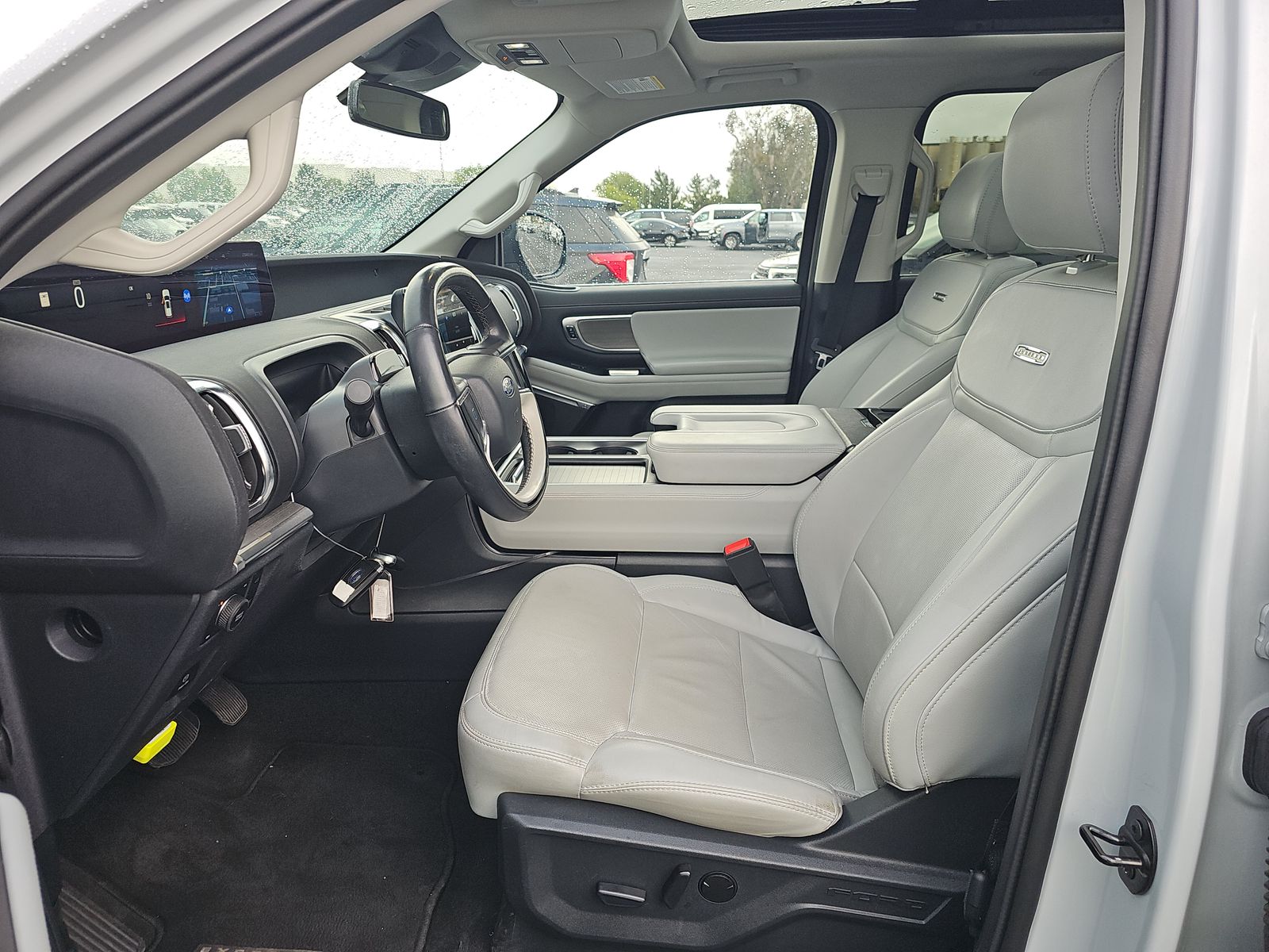FORD EXPEDITION - 8