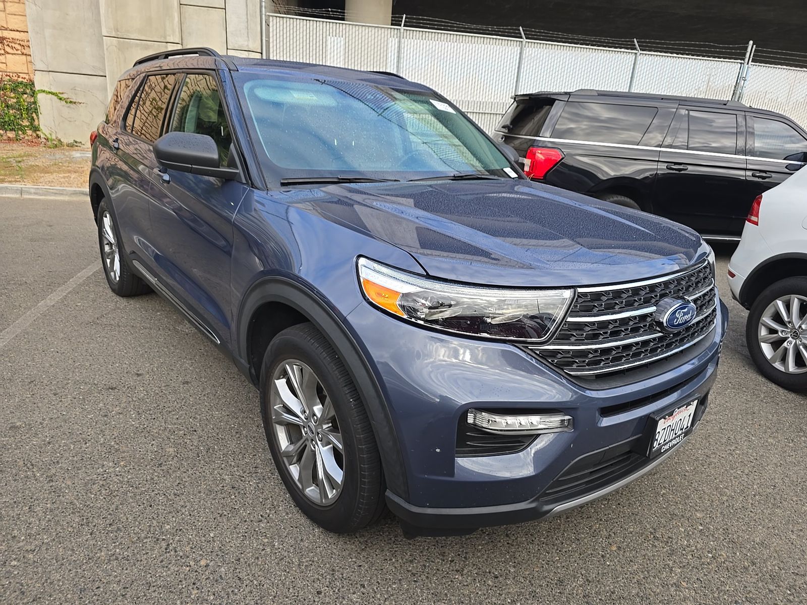 FORD EXPLORER - 4