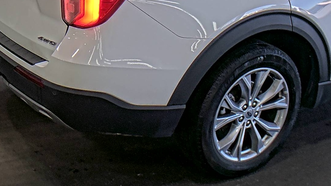 FORD EXPLORER - 10