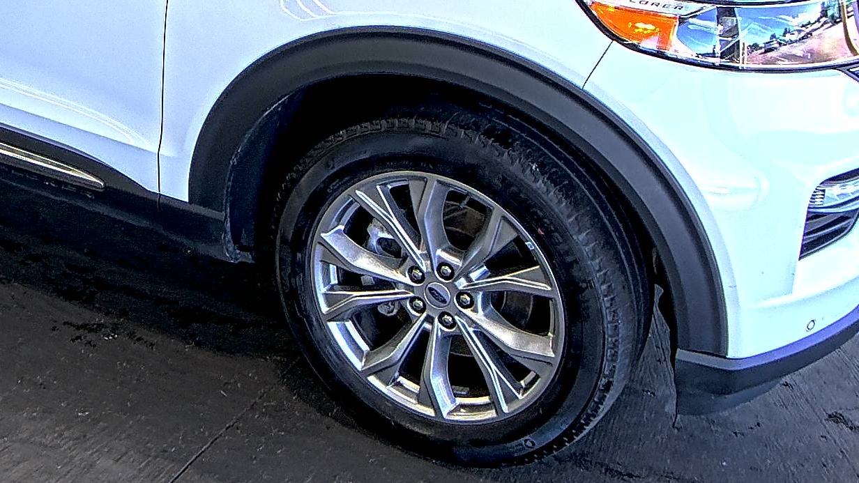 FORD EXPLORER - 9