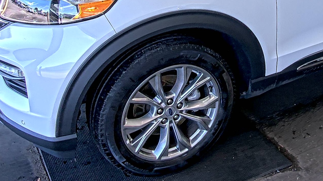 FORD EXPLORER - 8
