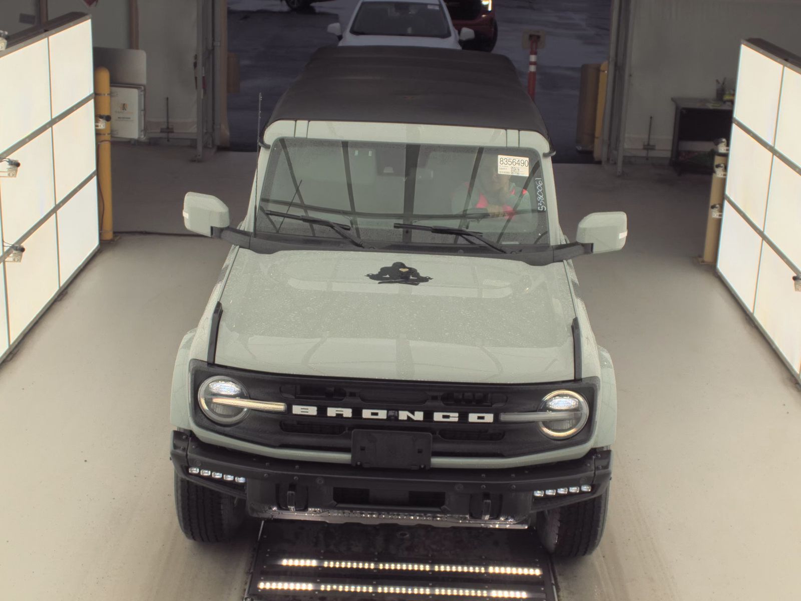 FORD BRONCO - 3