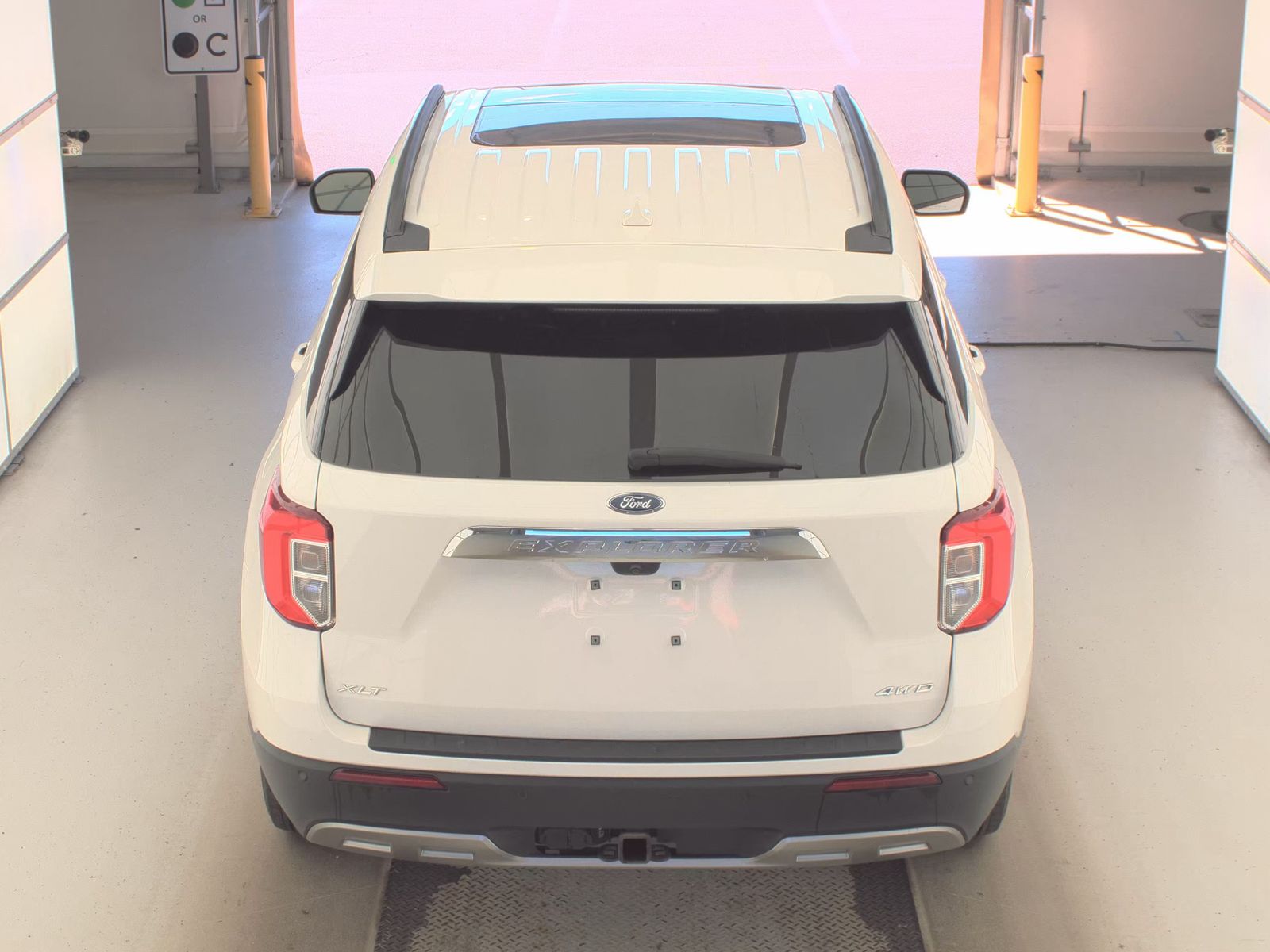 FORD EXPLORER - 7