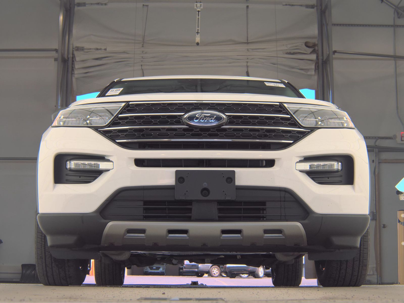 FORD EXPLORER - 4