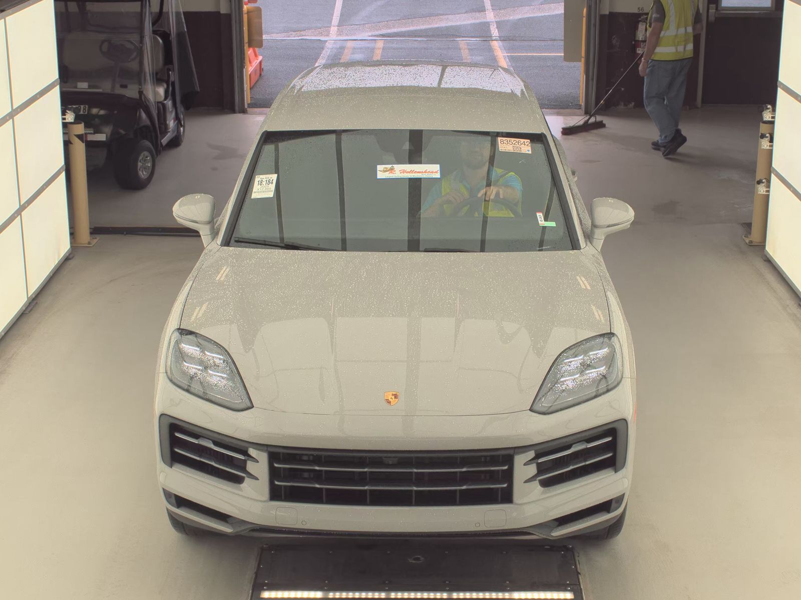 PORSCHE CAYENNE - 3