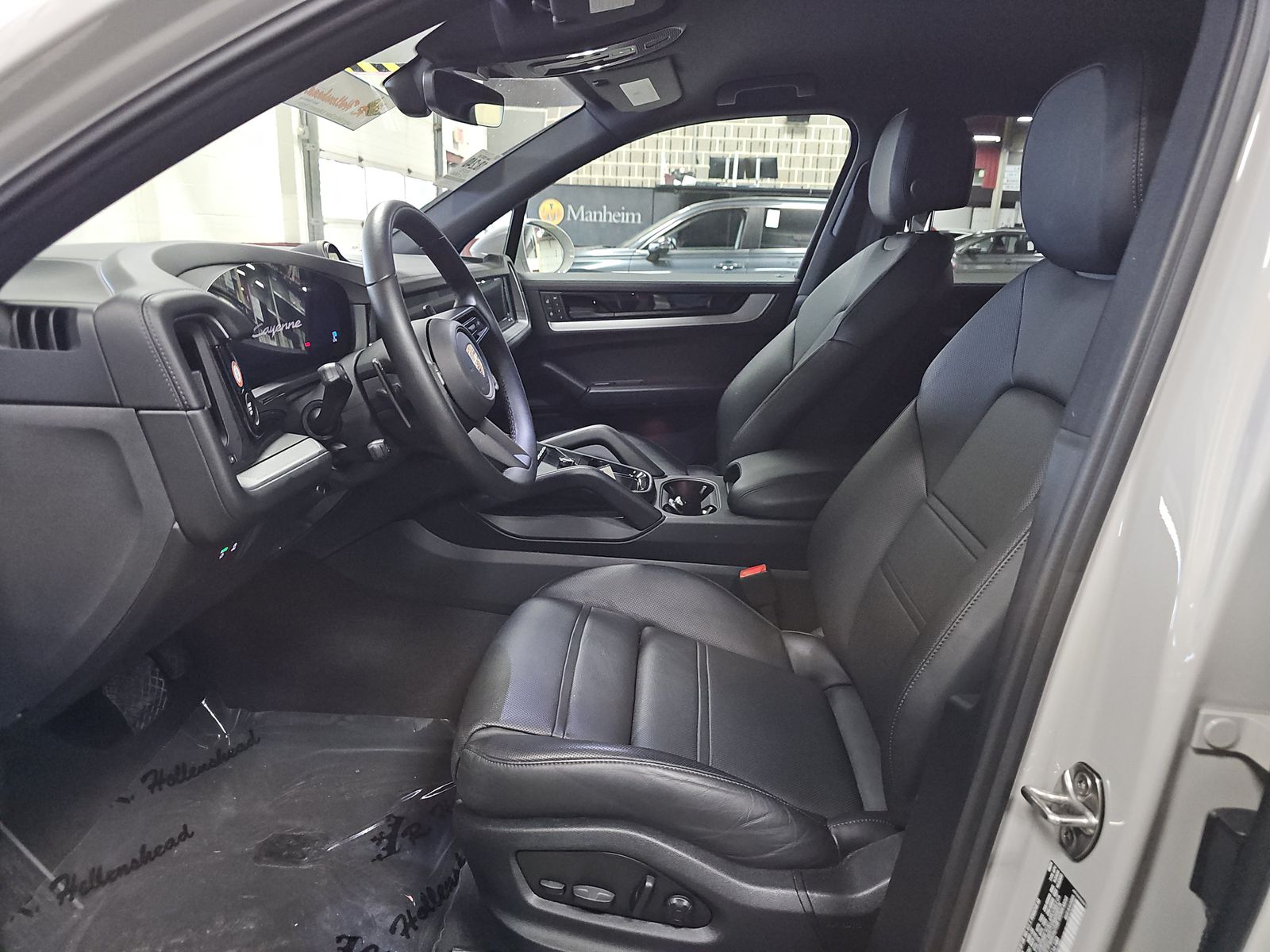 PORSCHE CAYENNE - 8