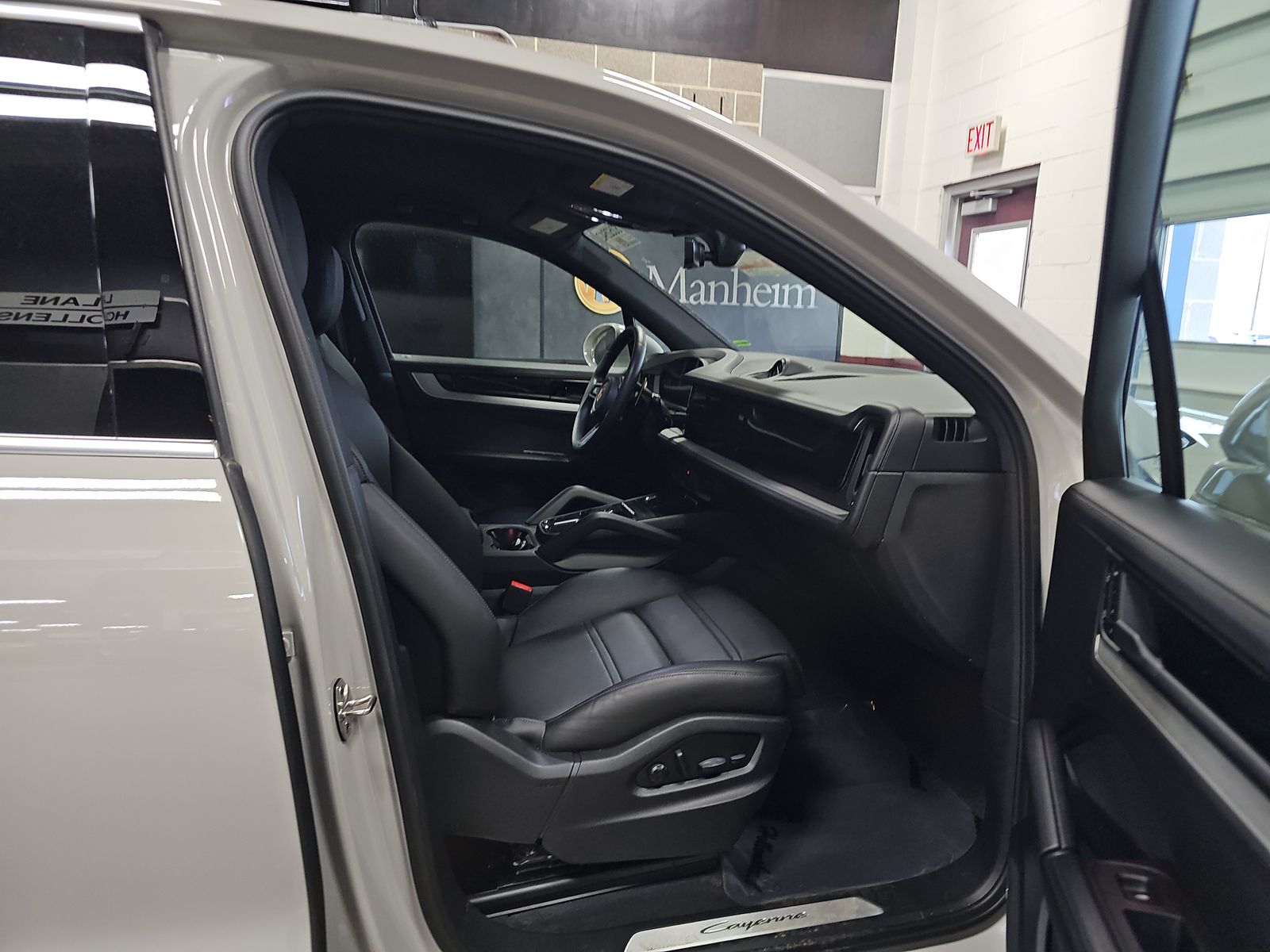 PORSCHE CAYENNE - 9