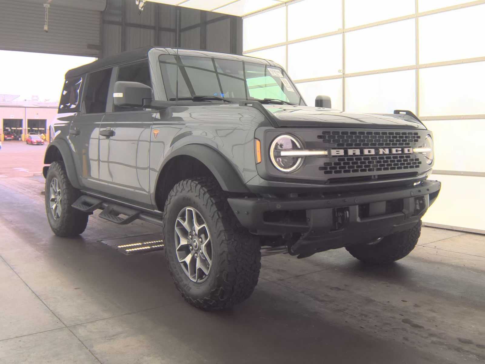 FORD BRONCO - 5