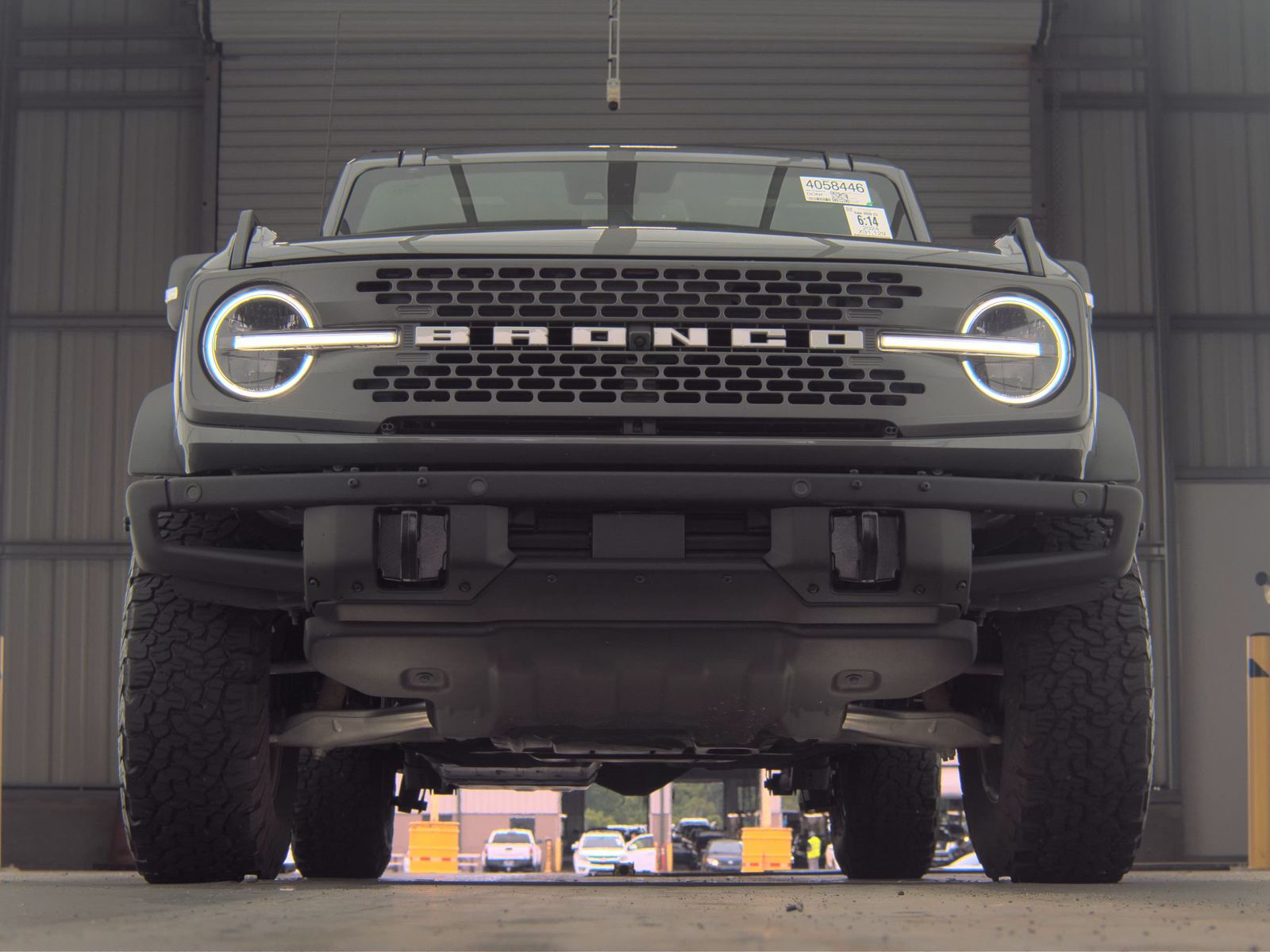 FORD BRONCO - 4