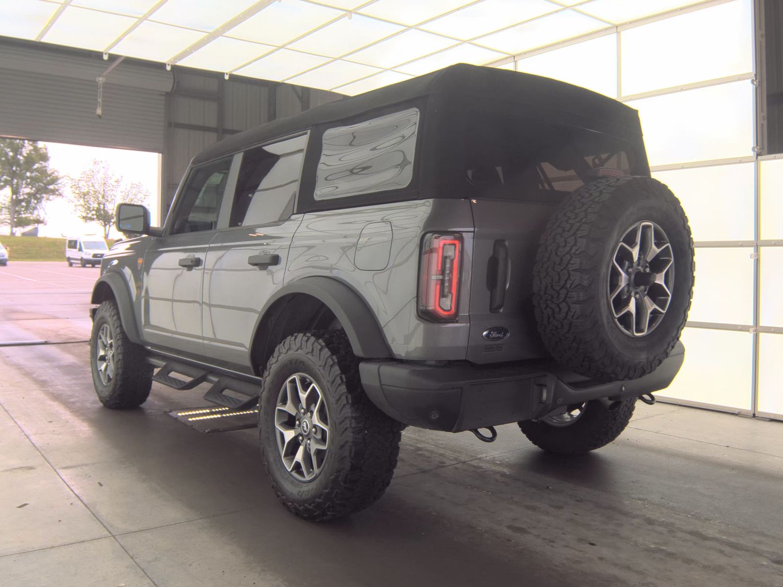 FORD BRONCO - 9