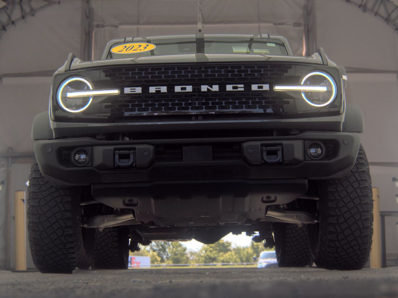 FORD BRONCO - 4