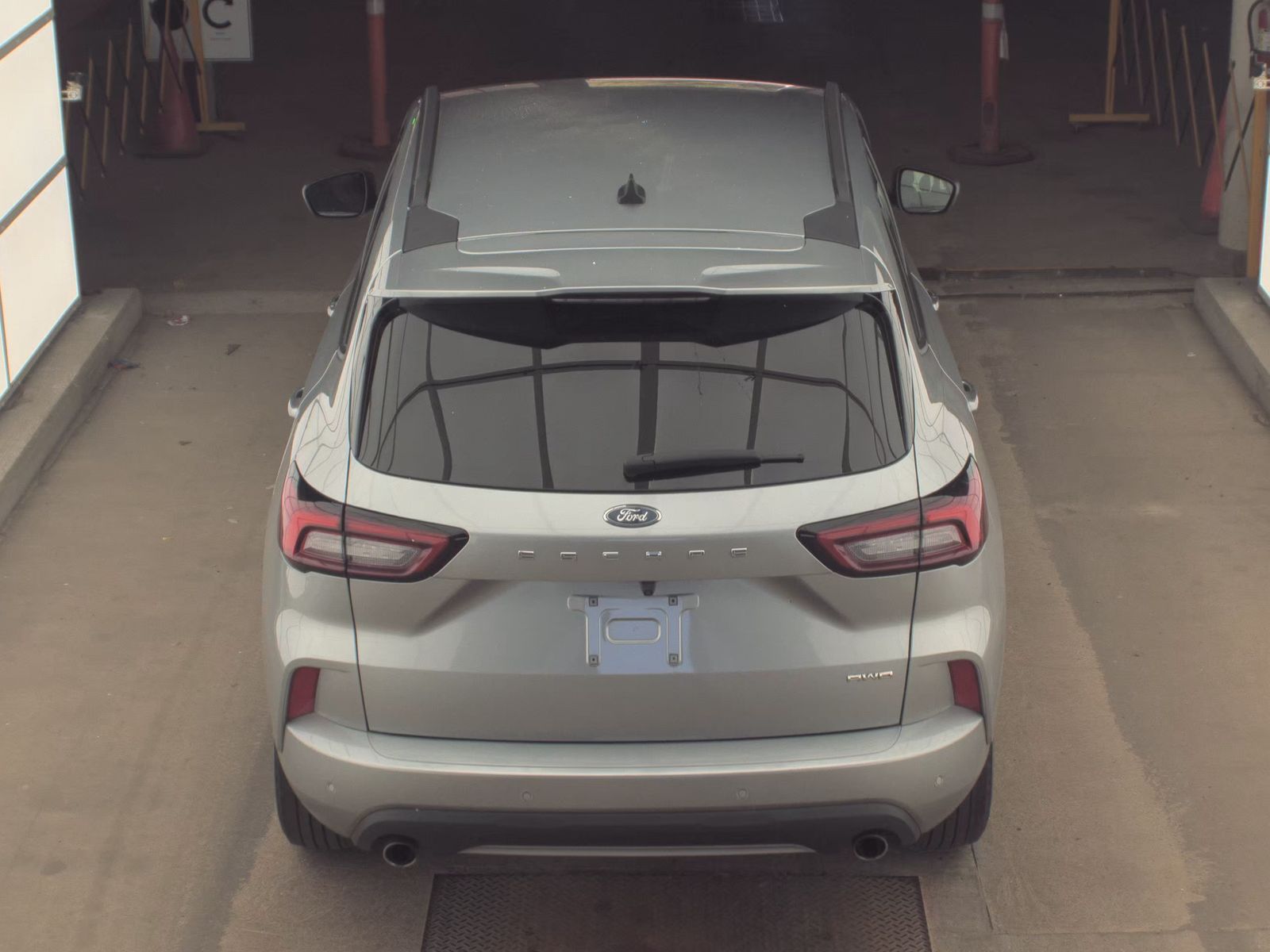 FORD ESCAPE - 7