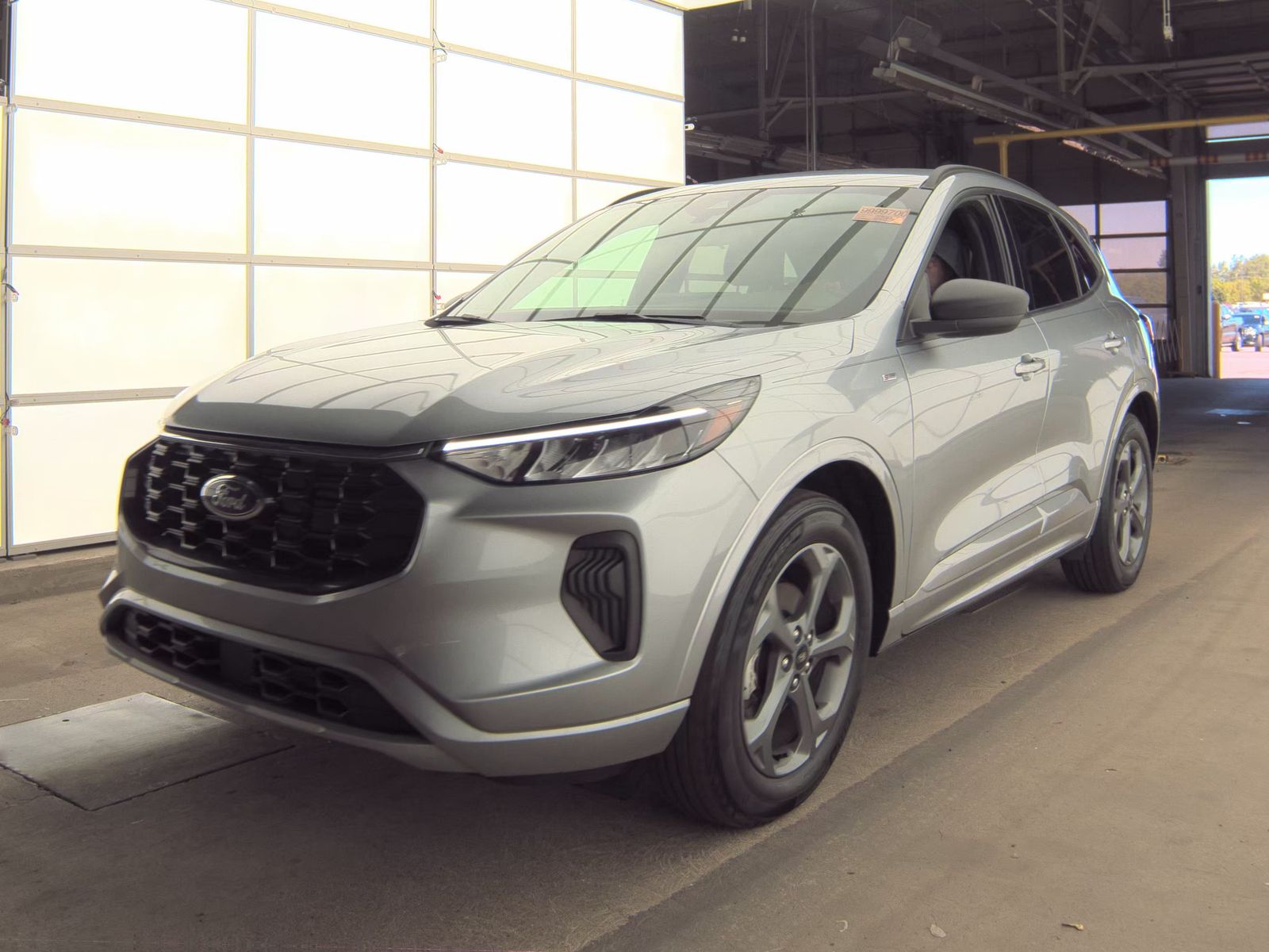 FORD ESCAPE - 1