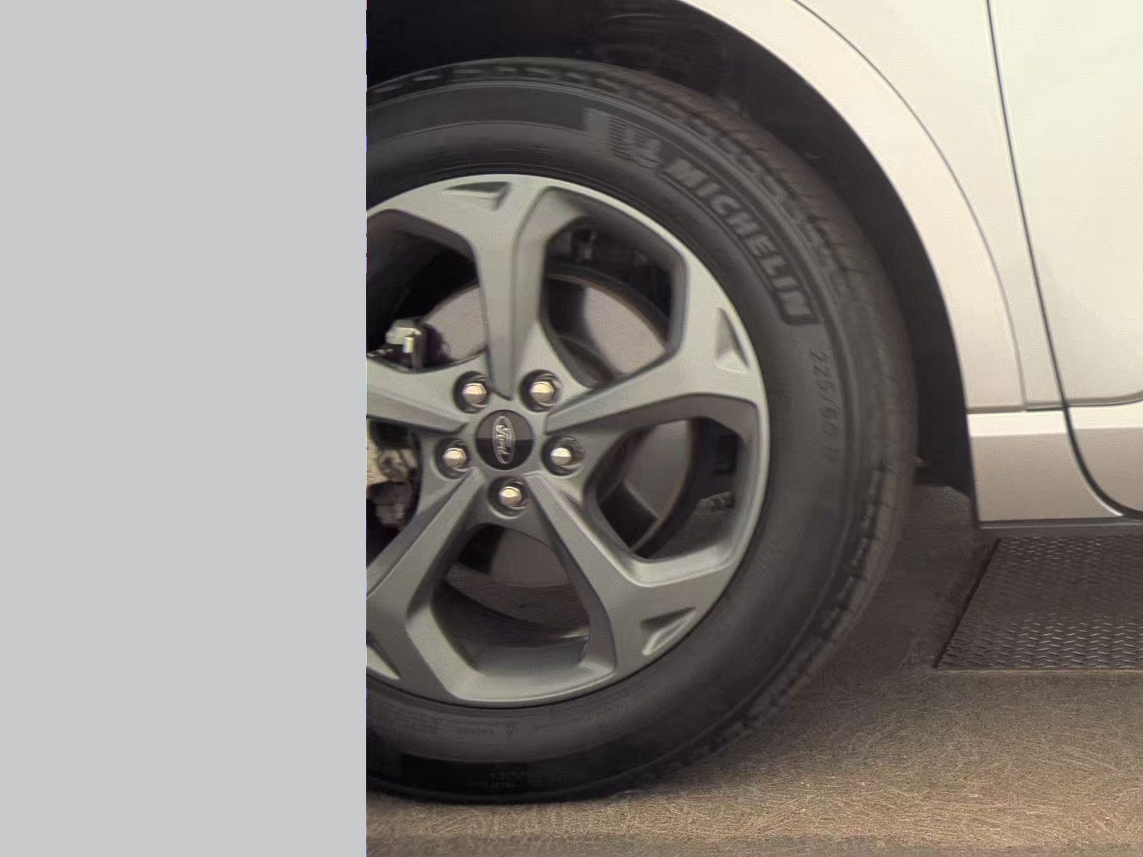 FORD ESCAPE - 10