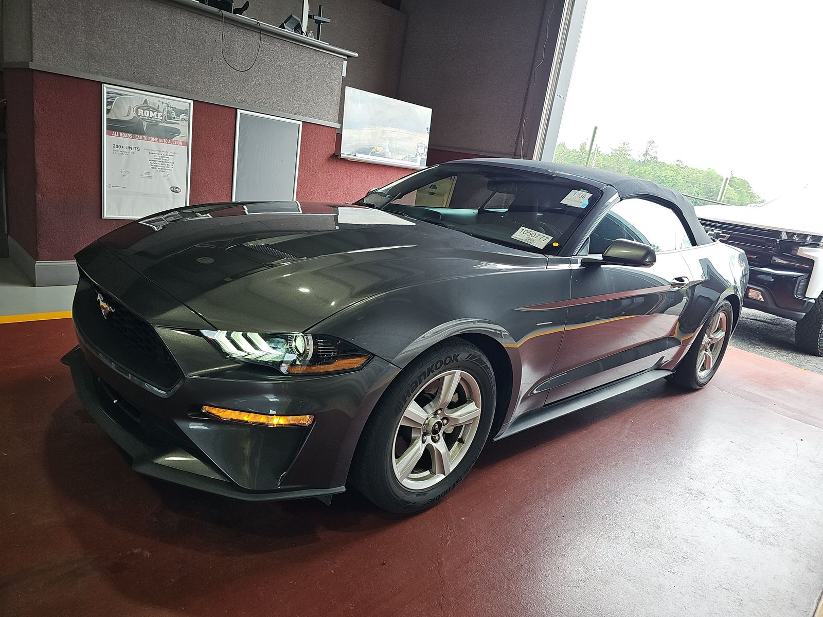 FORD MUSTANG - 1