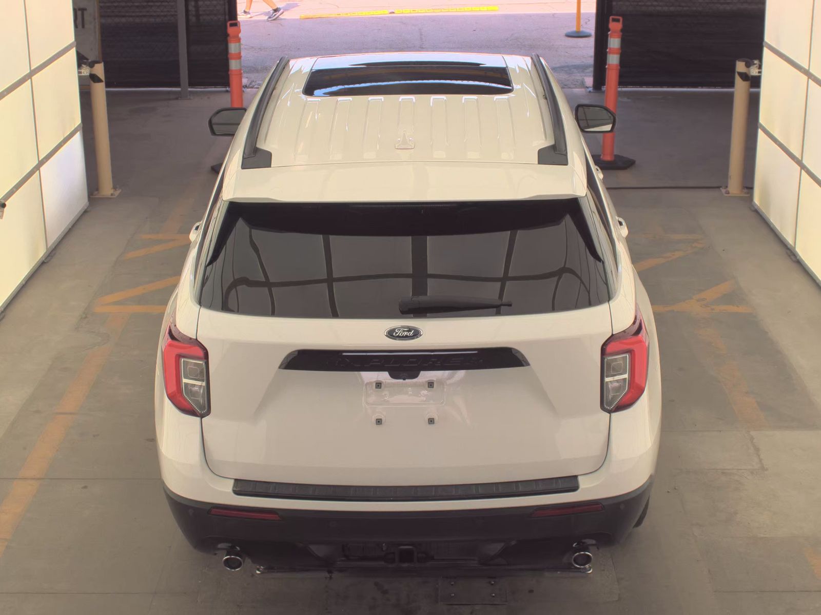 FORD EXPLORER - 7