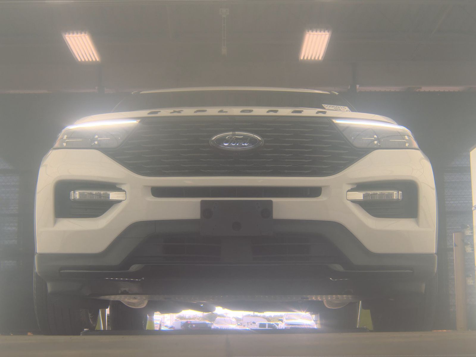 FORD EXPLORER - 4