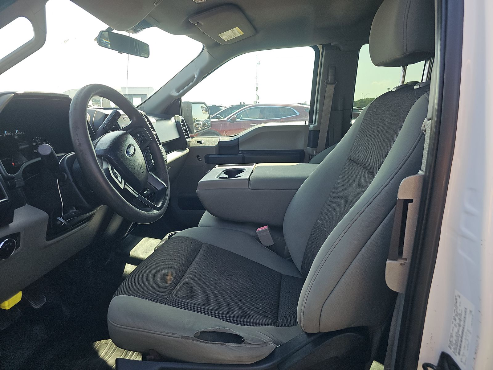 FORD F-150 - 8