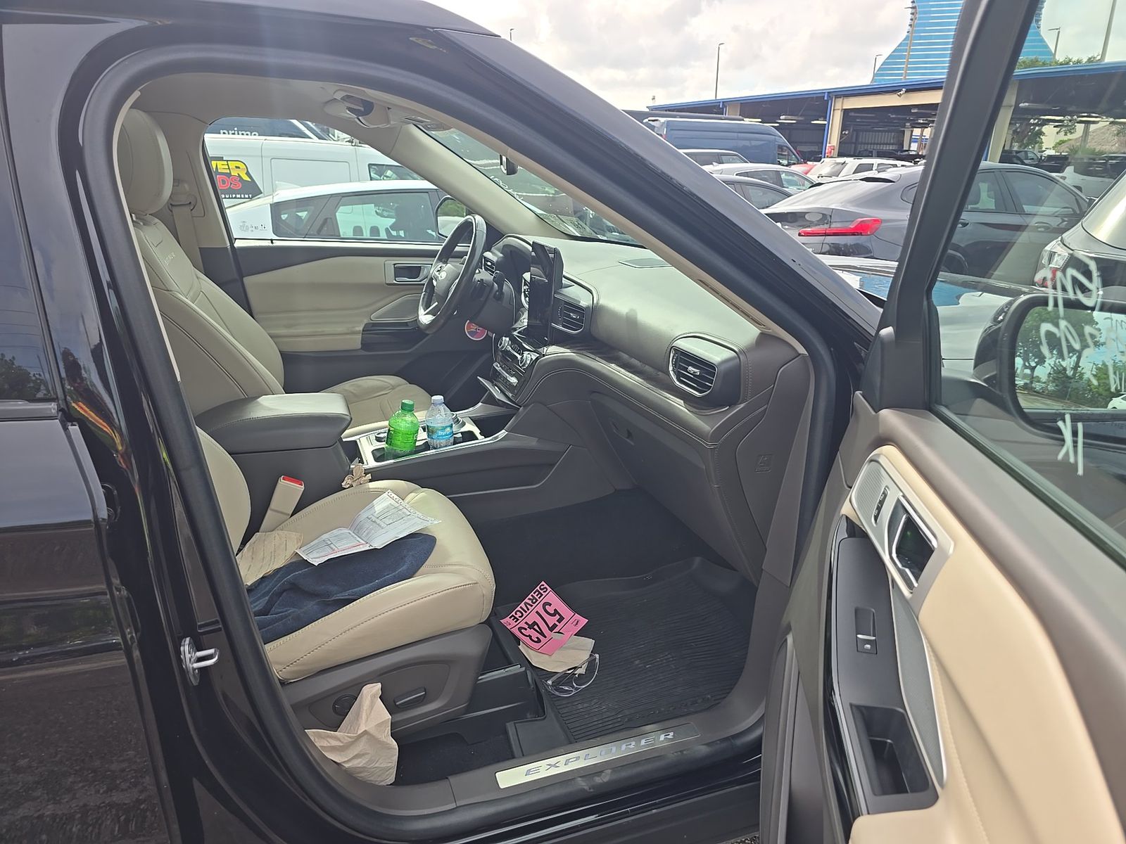 FORD EXPLORER - 9