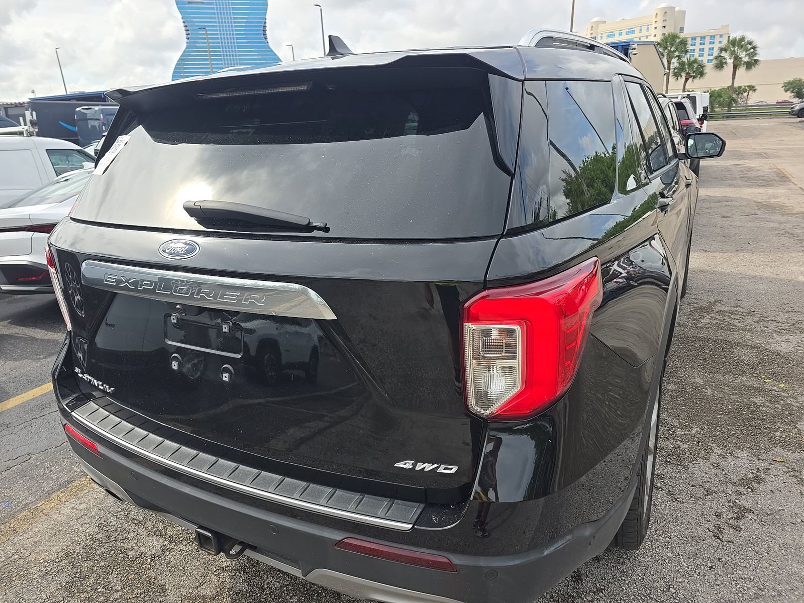 FORD EXPLORER - 5