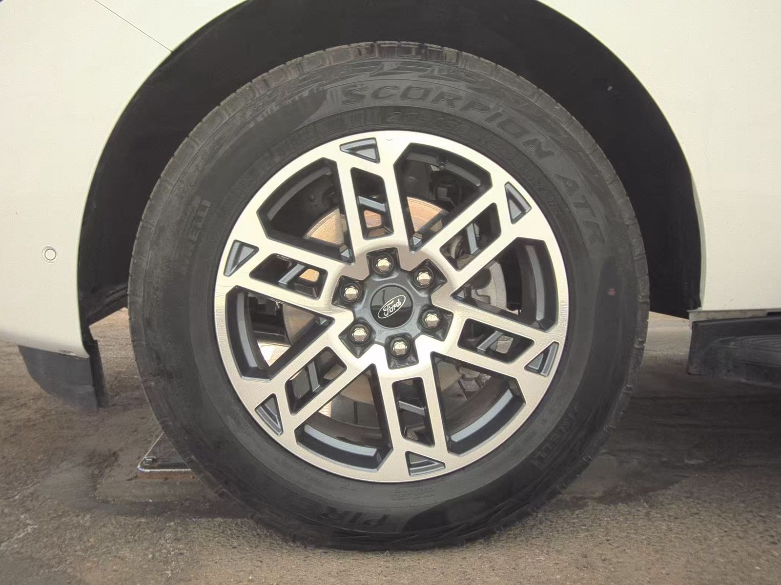 FORD EXPEDITION - 10